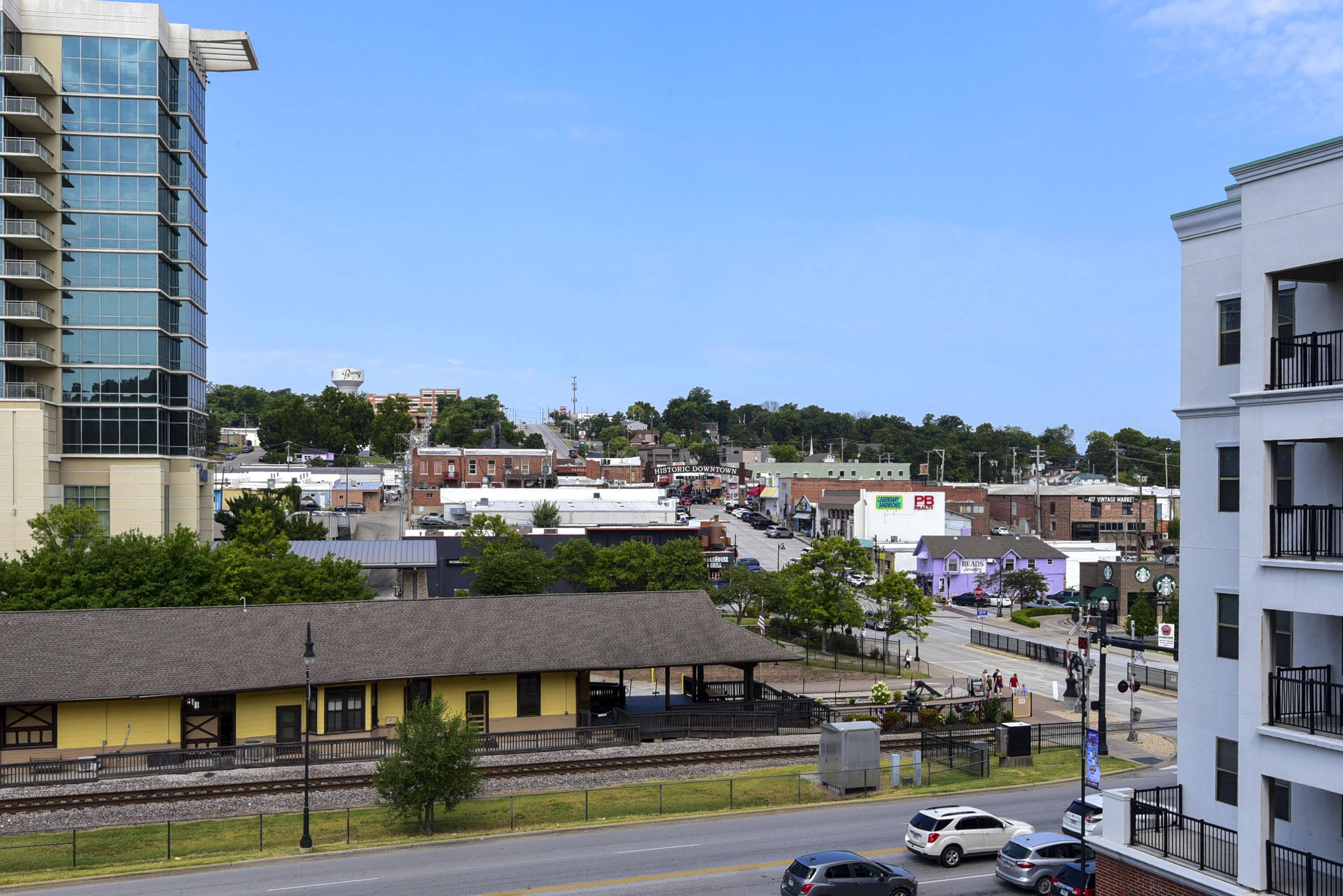 2406 Branson Landing BLVD ## 2406 B, Branson, MO 65616