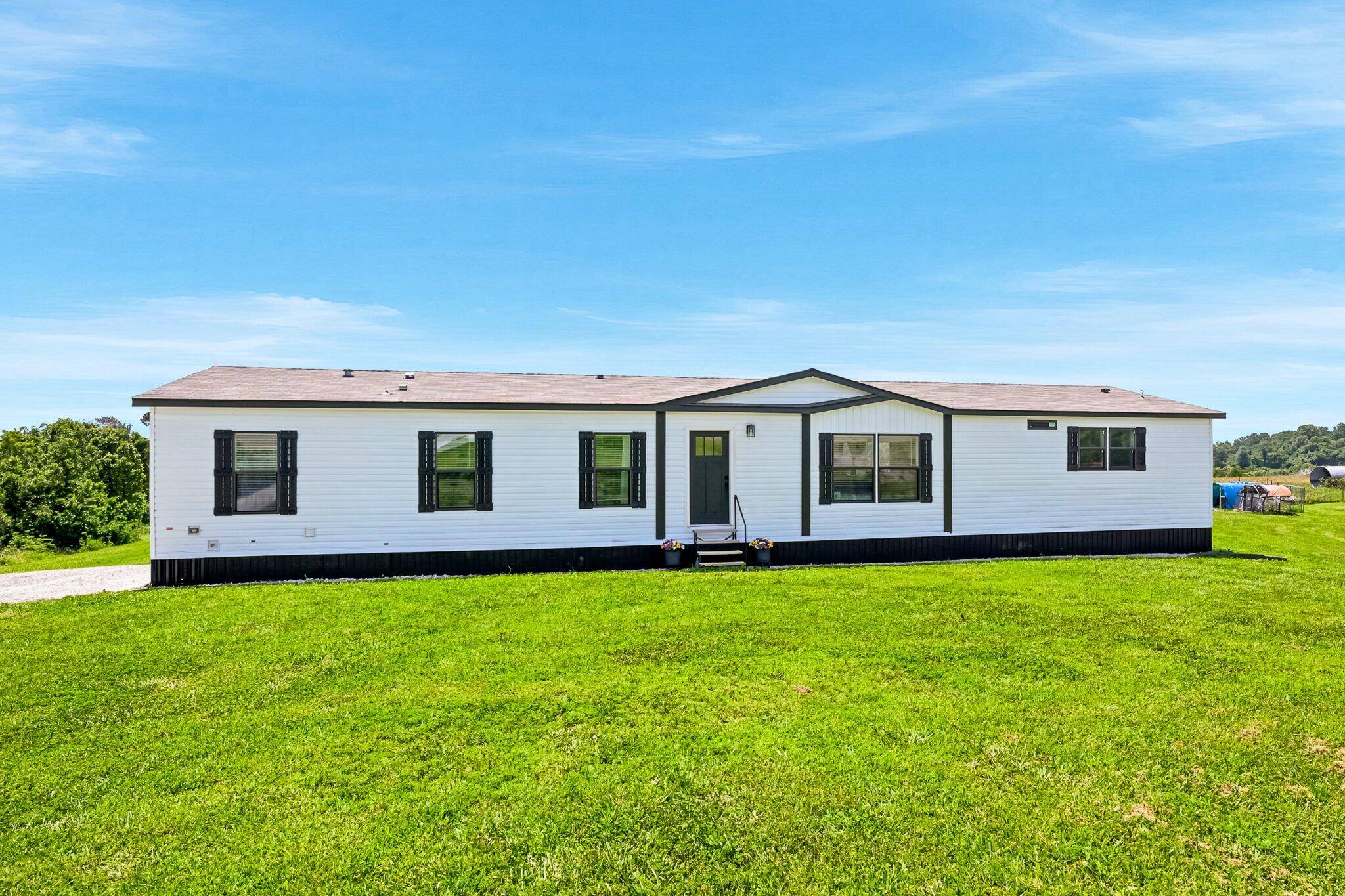 6060 State Highway M, Clever, MO 65631
