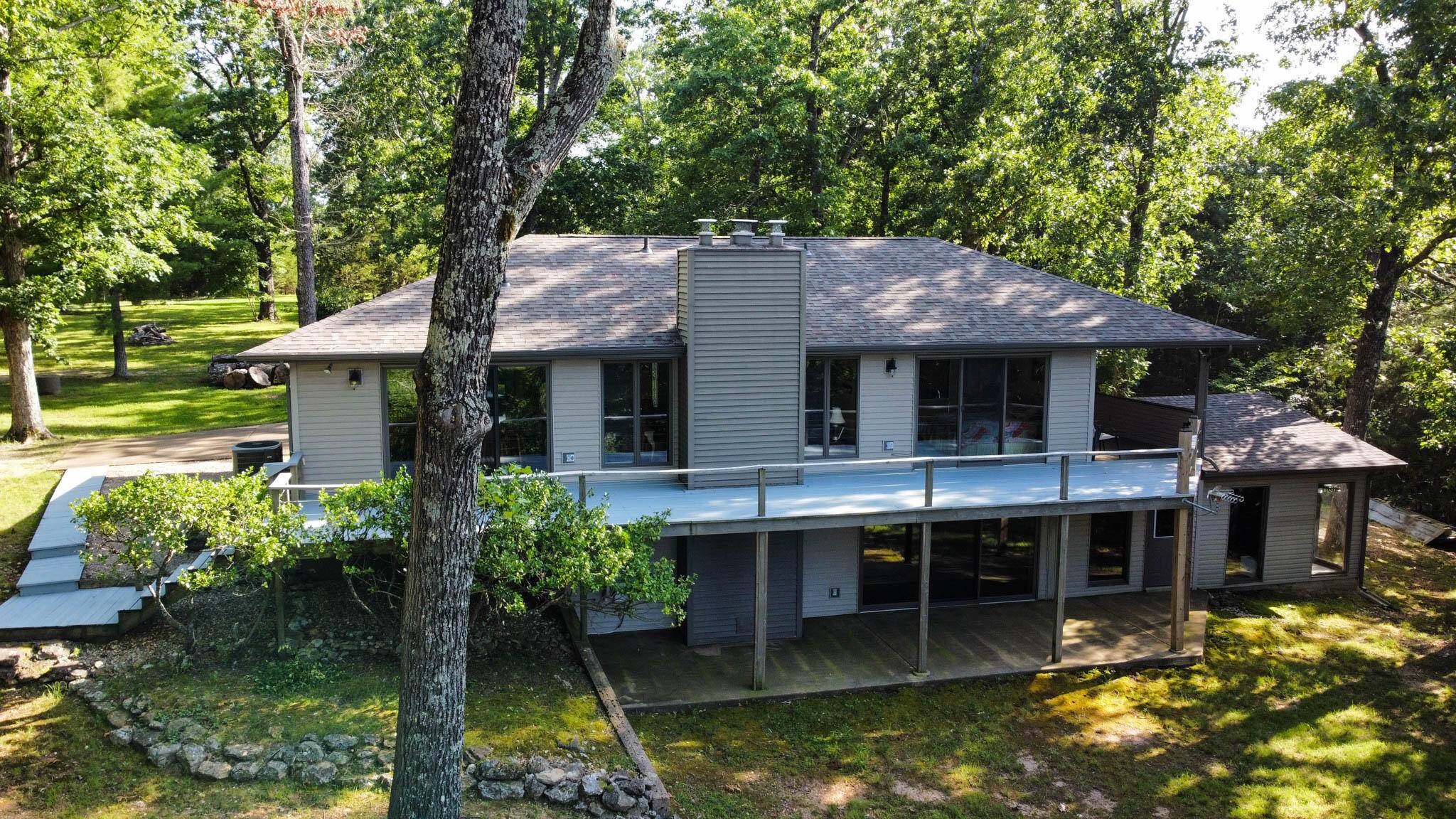 667 County Road 636, Theodosia, MO 65761