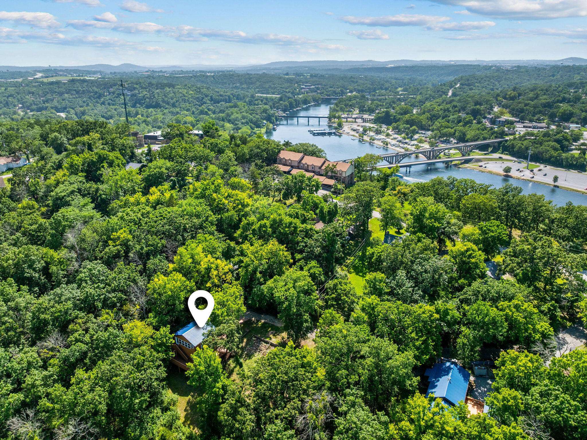 173 Princeton AVE, Hollister, MO 65672