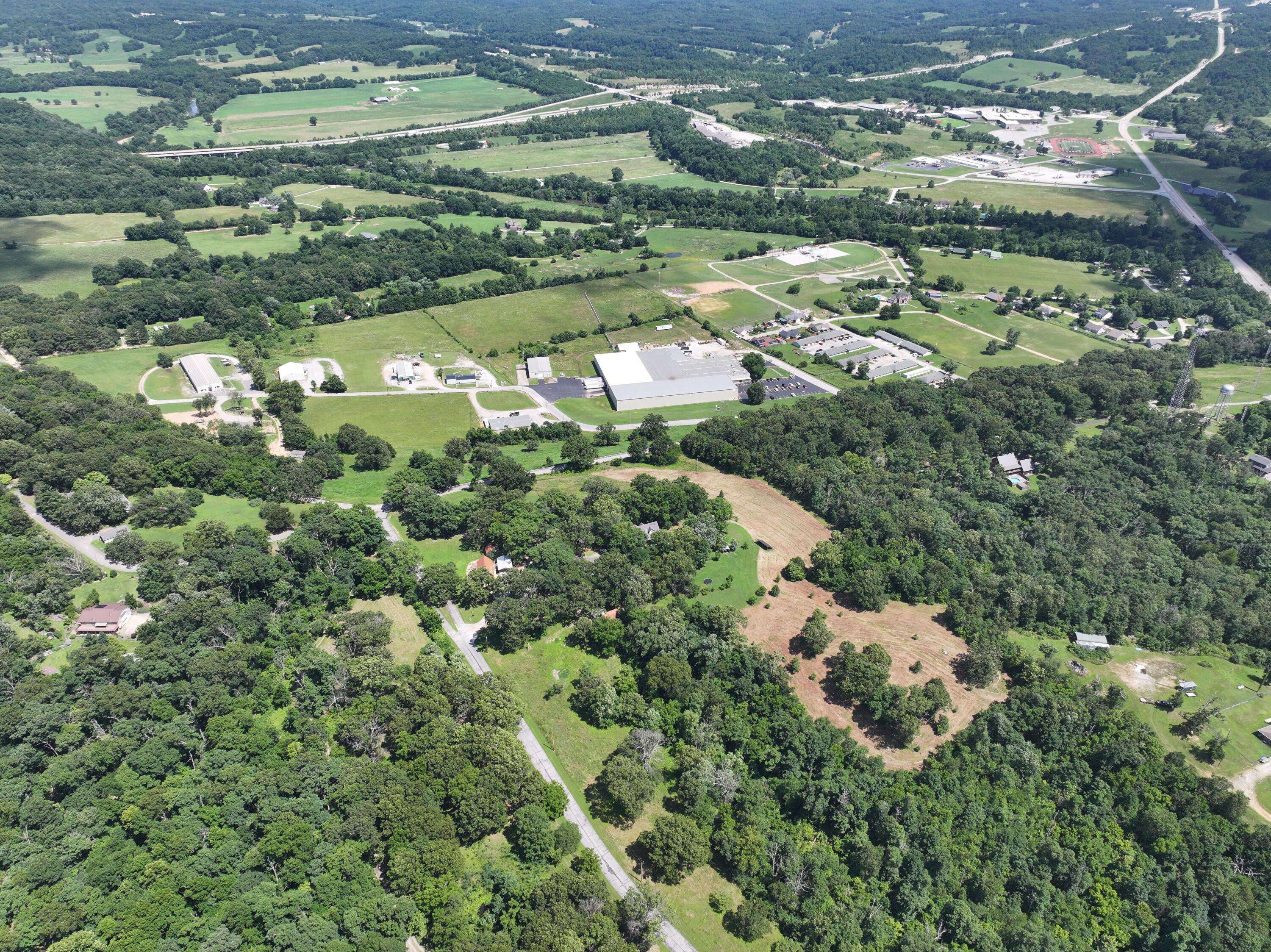 495 Spring Valley RD, Anderson, MO 64831
