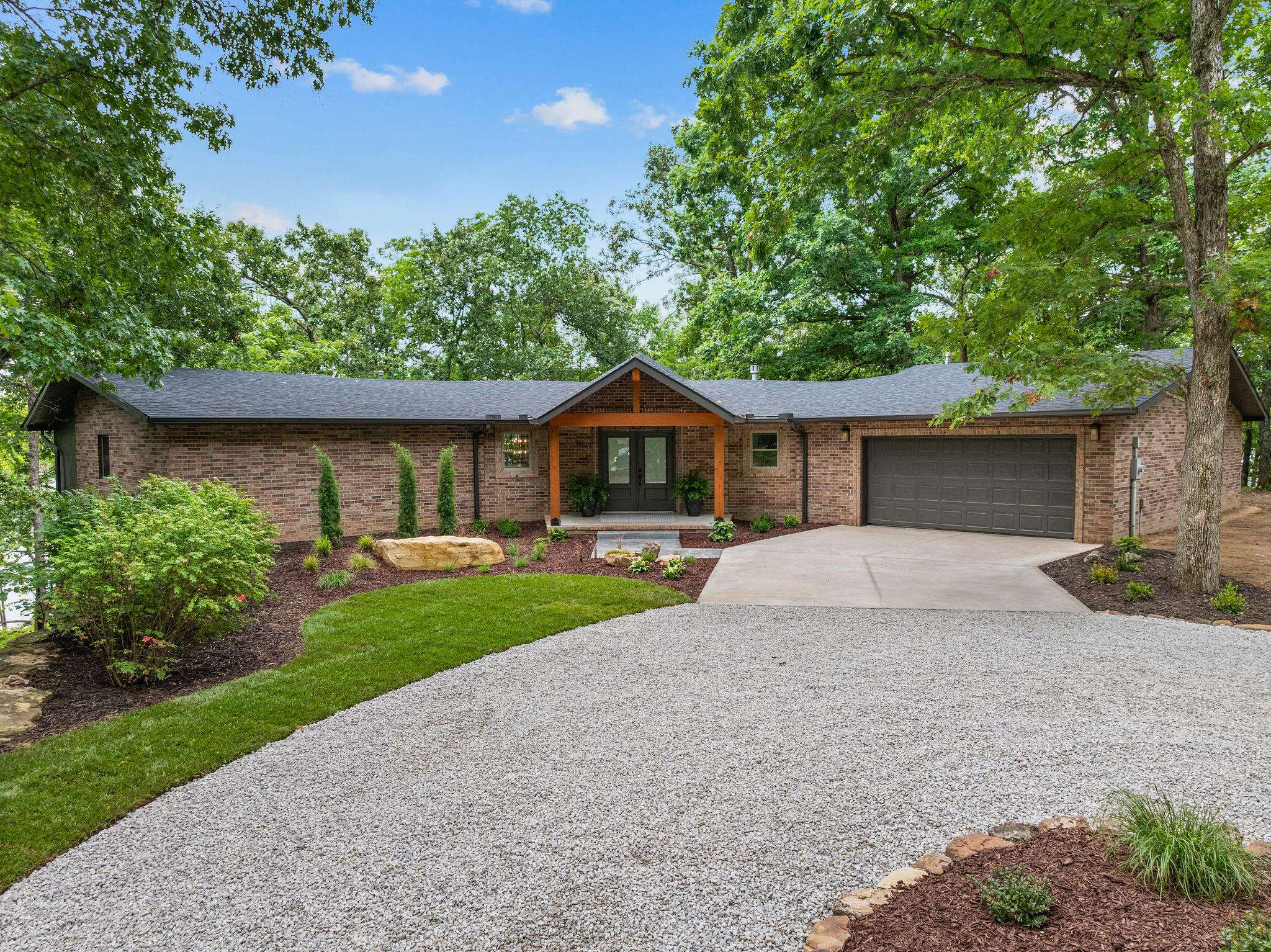 23878 Cherry LN, Shell Knob, MO 65747