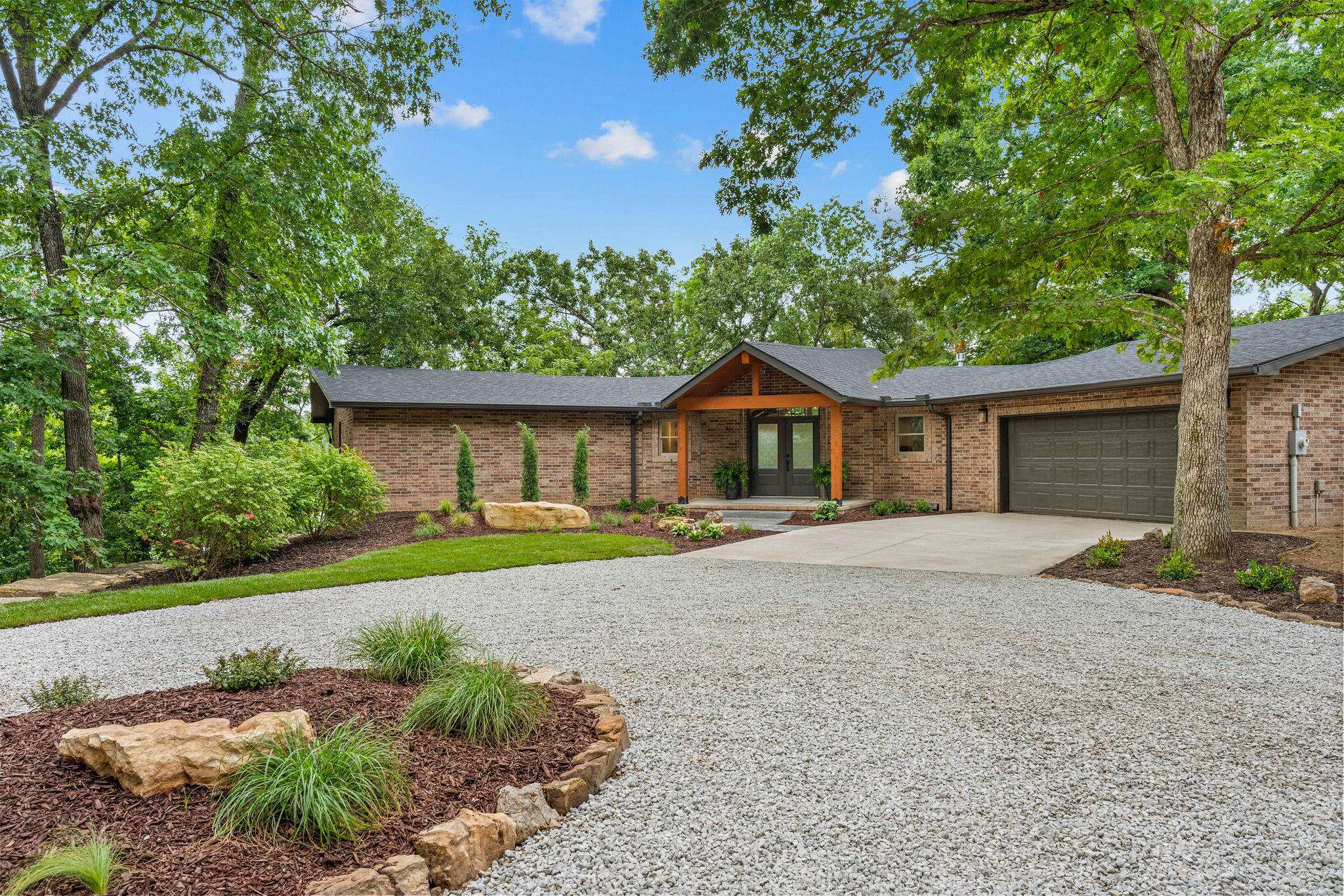 23878 Cherry LN, Shell Knob, MO 65747