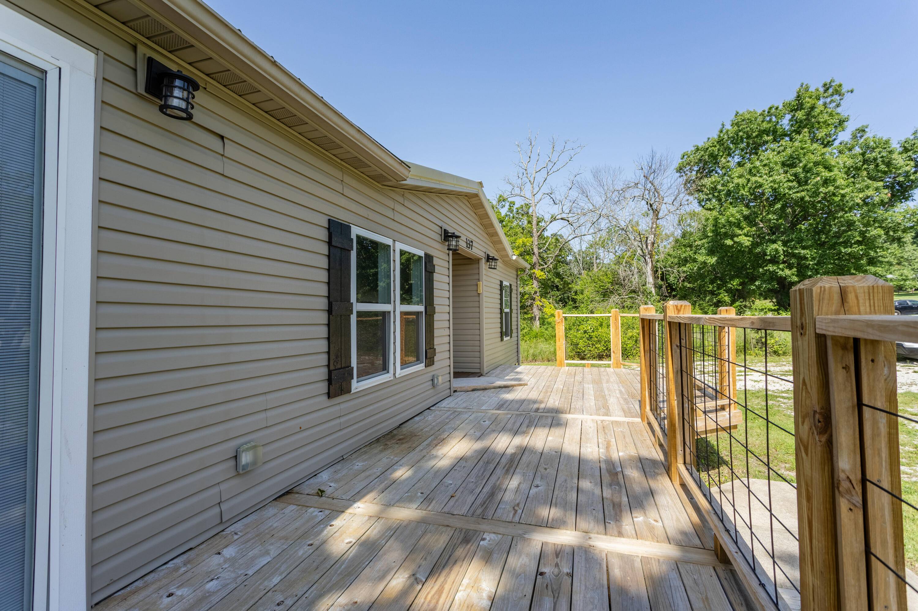 137 Plaza DR, Branson, MO 65616