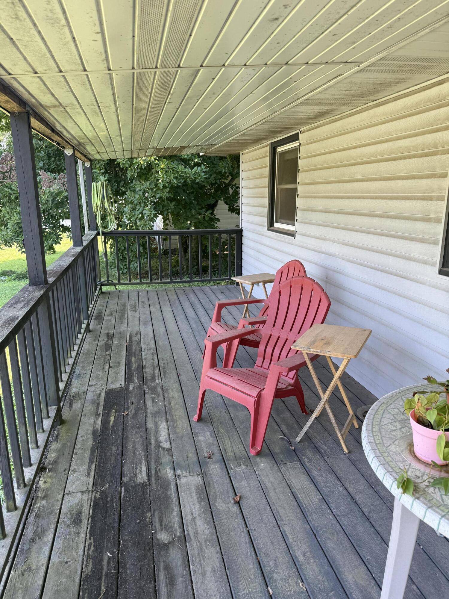 112 South ST, Crane, MO 65633