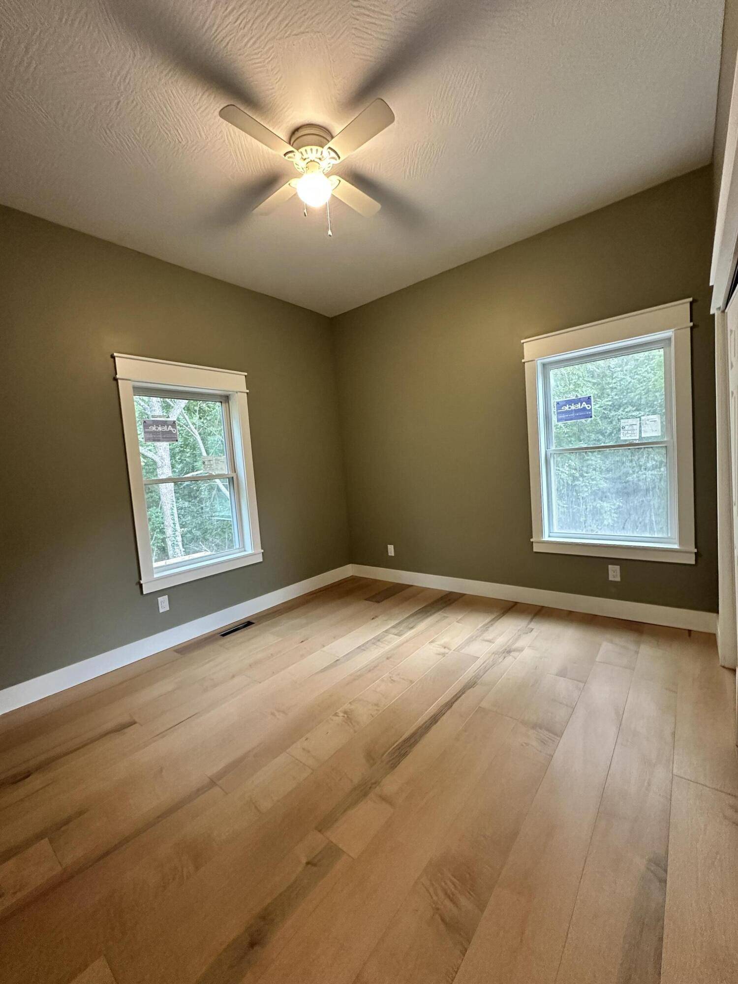 2094 N Farm Road 241, Strafford, MO 65757