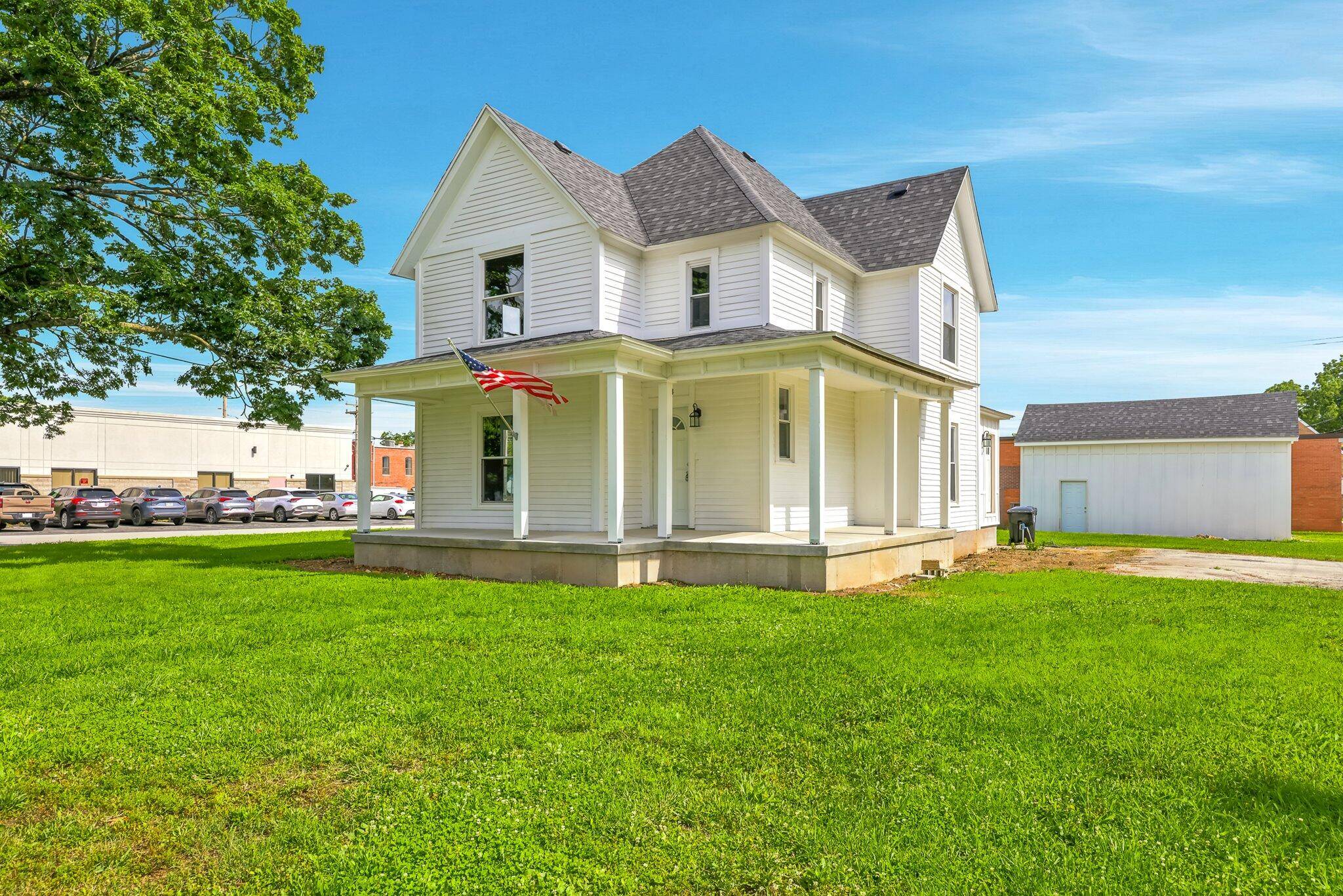 104 E Front ST, Rogersville, MO 65742