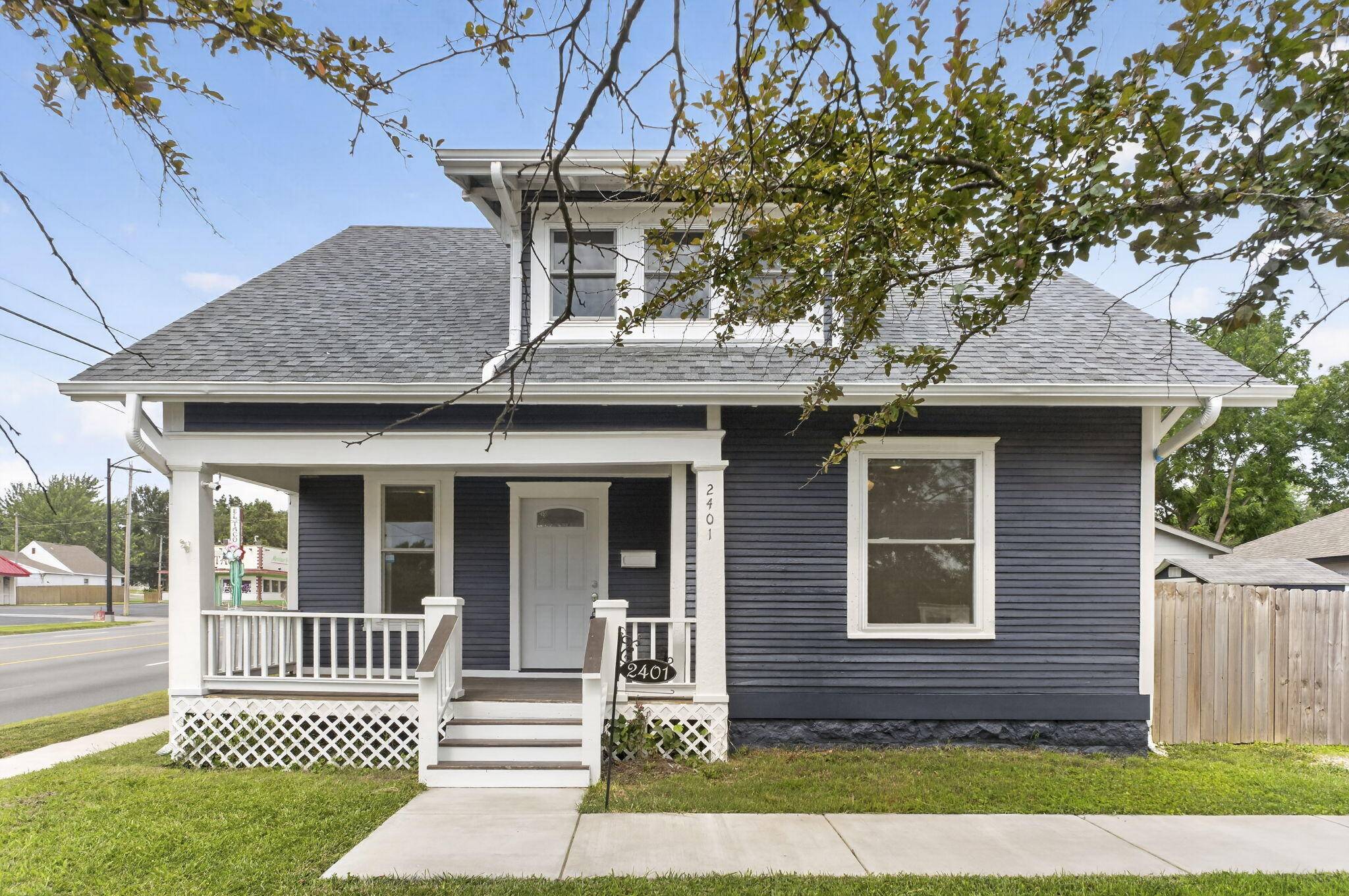 2401 N Boonville AVE, Springfield, MO 65803