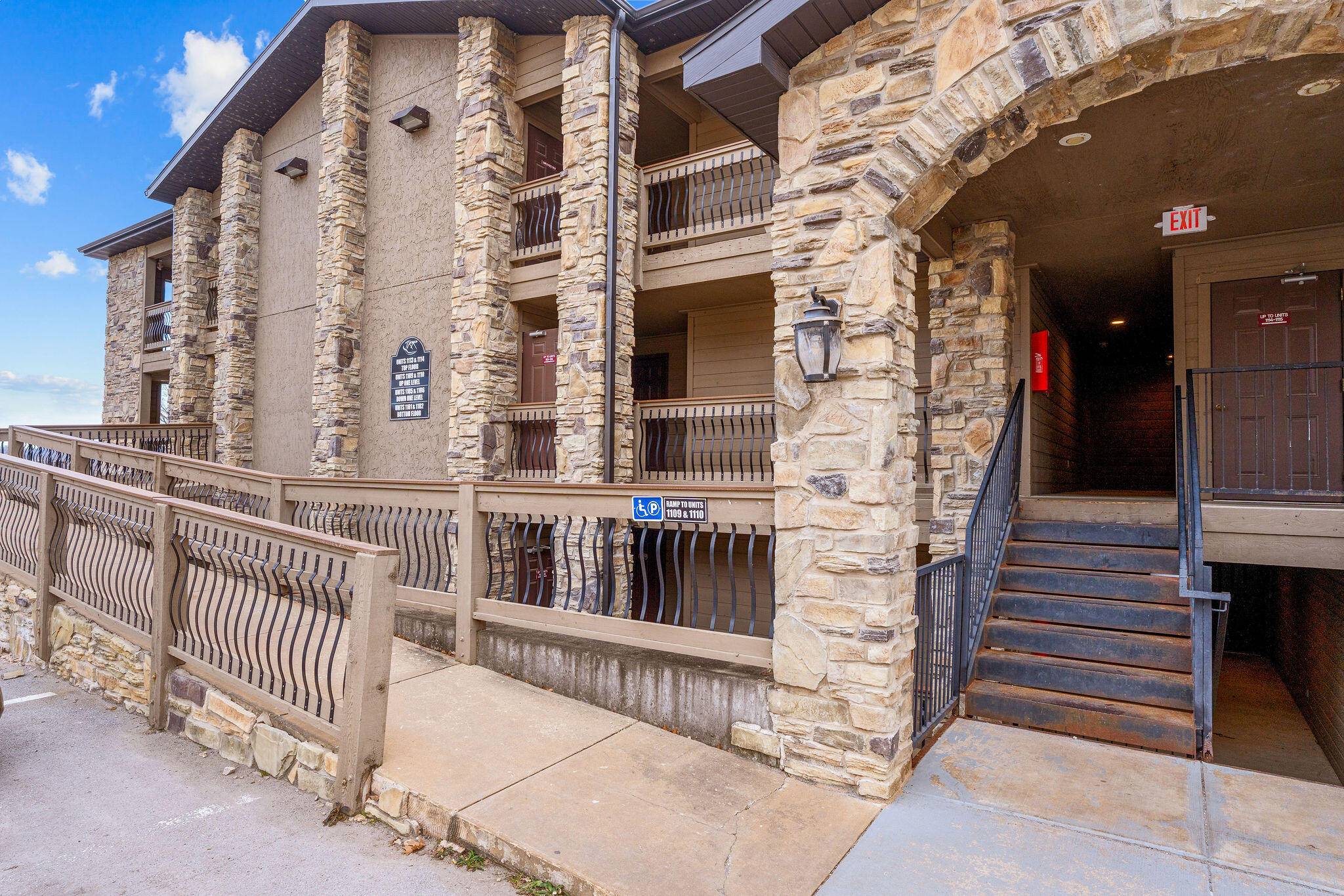 172 Dogwood Park TRL #1109, Branson, MO 65616