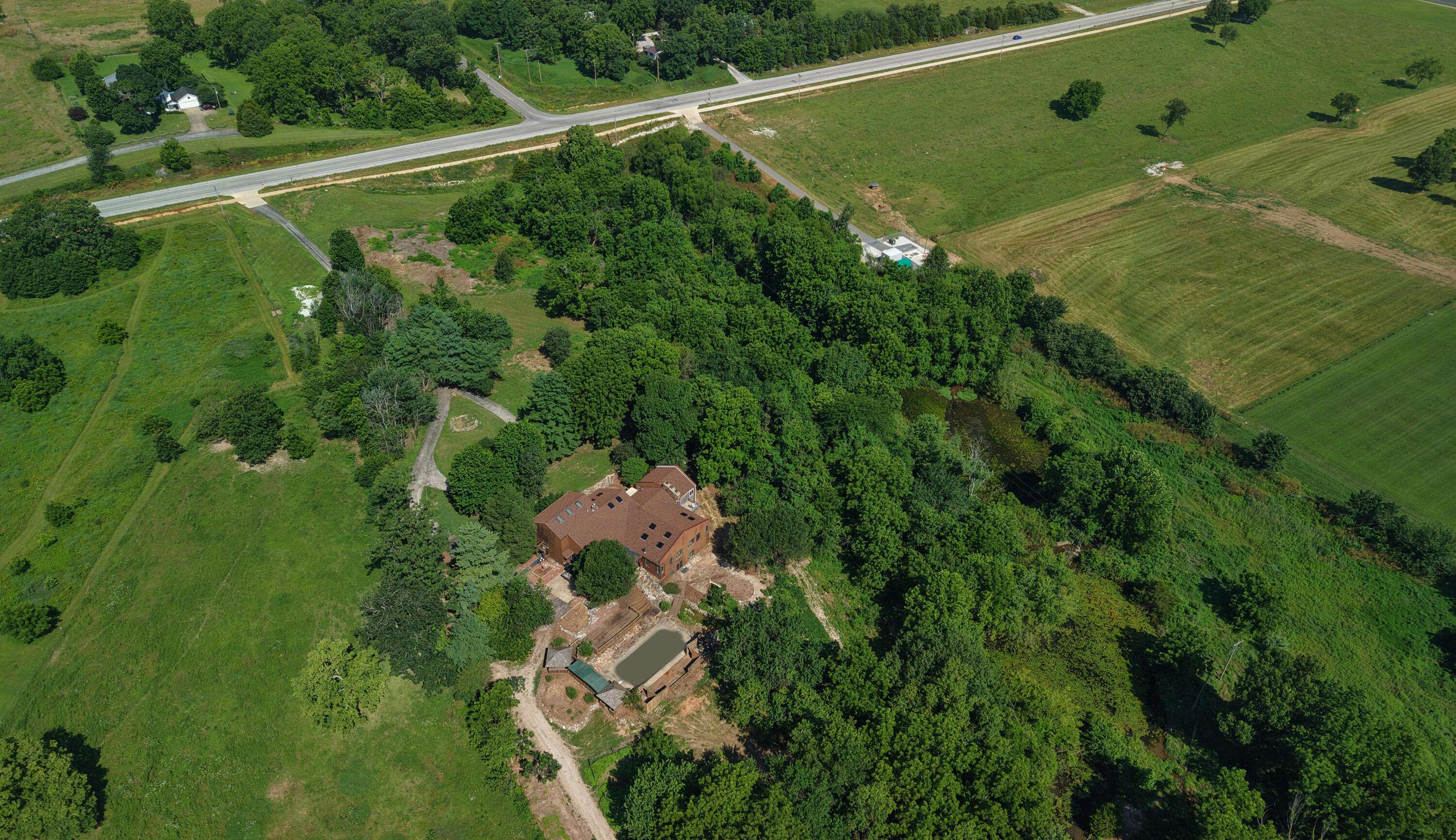 4660 S Wilsons Creek BLVD, Republic, MO 65738