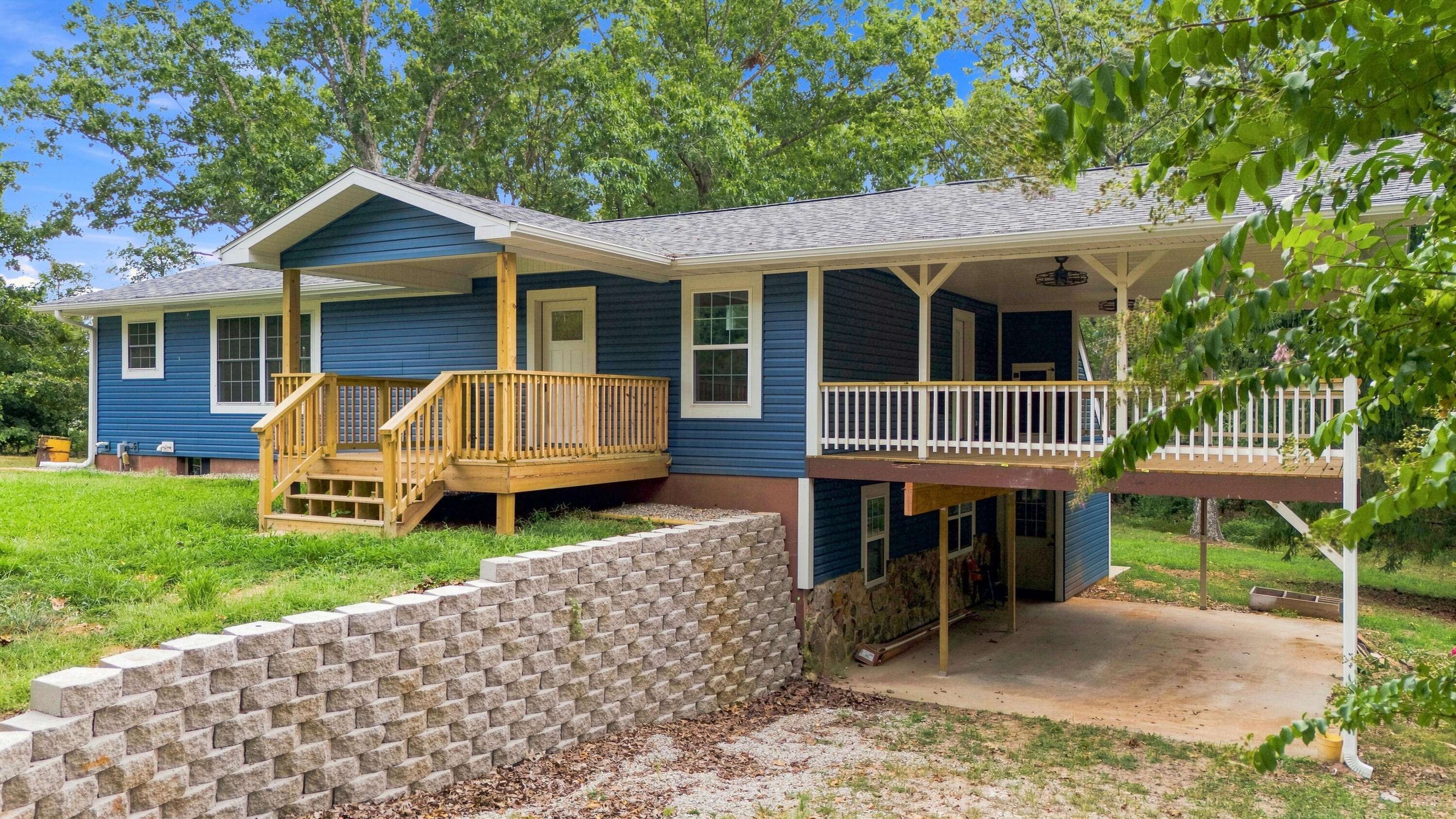 486 County Road 1280, West Plains, MO 65775
