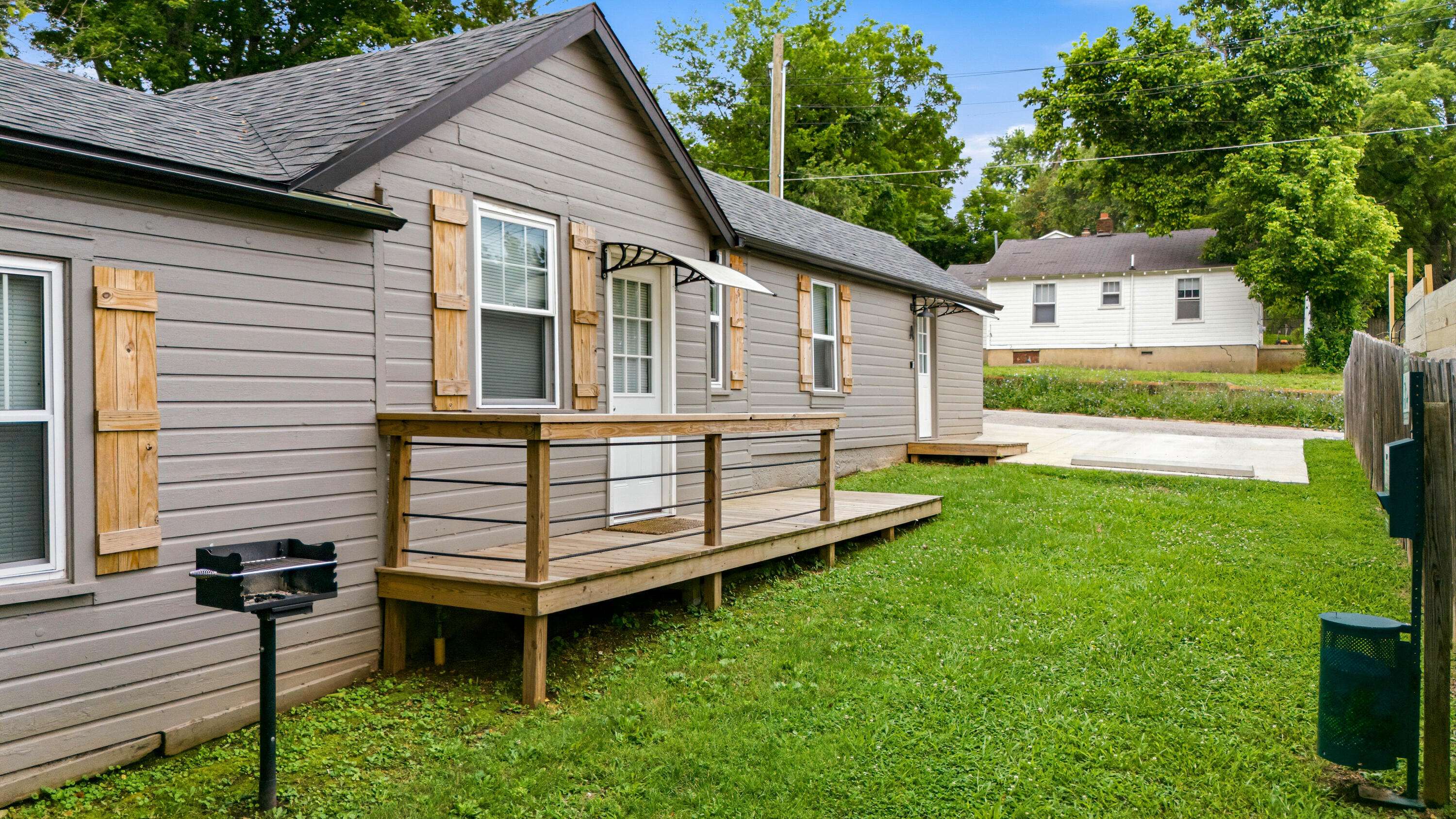 206 A-B Cherry ST, West Plains, MO 65775