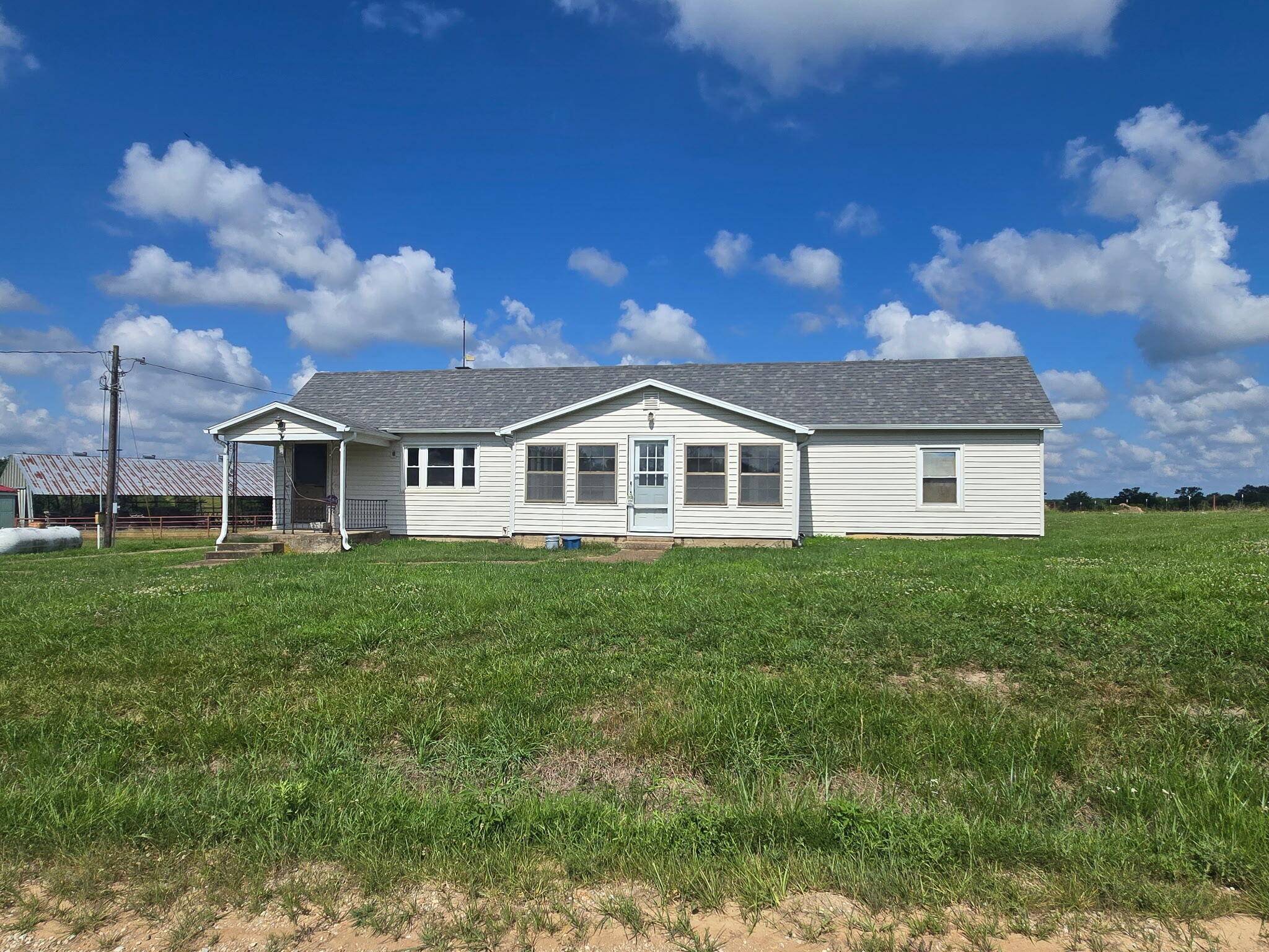 17254 County Road 121, Weaubleau, MO 65774