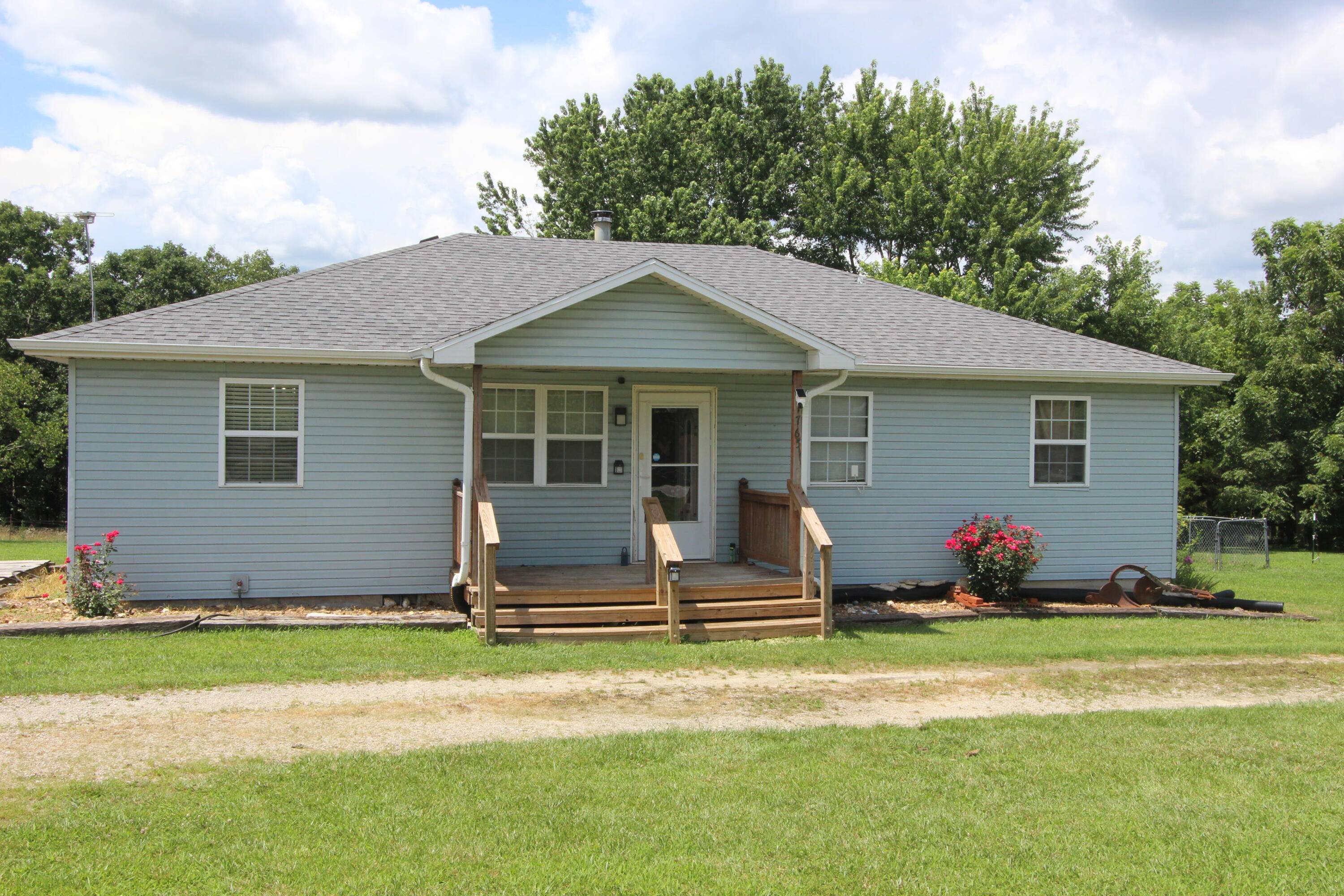 1765 State Highway O, Seymour, MO 65746