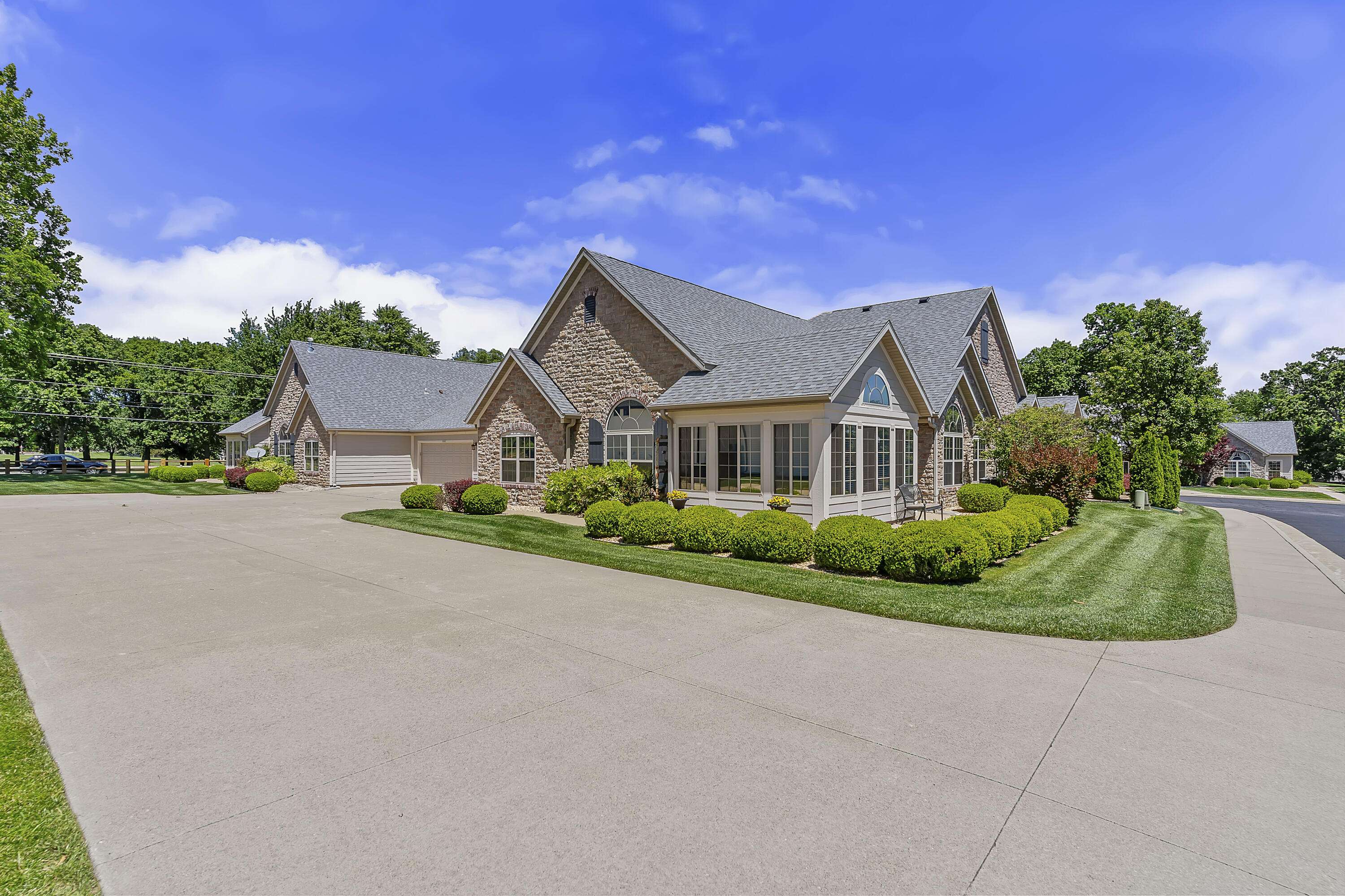 3810 E Cherry ST #104, Springfield, MO 65809