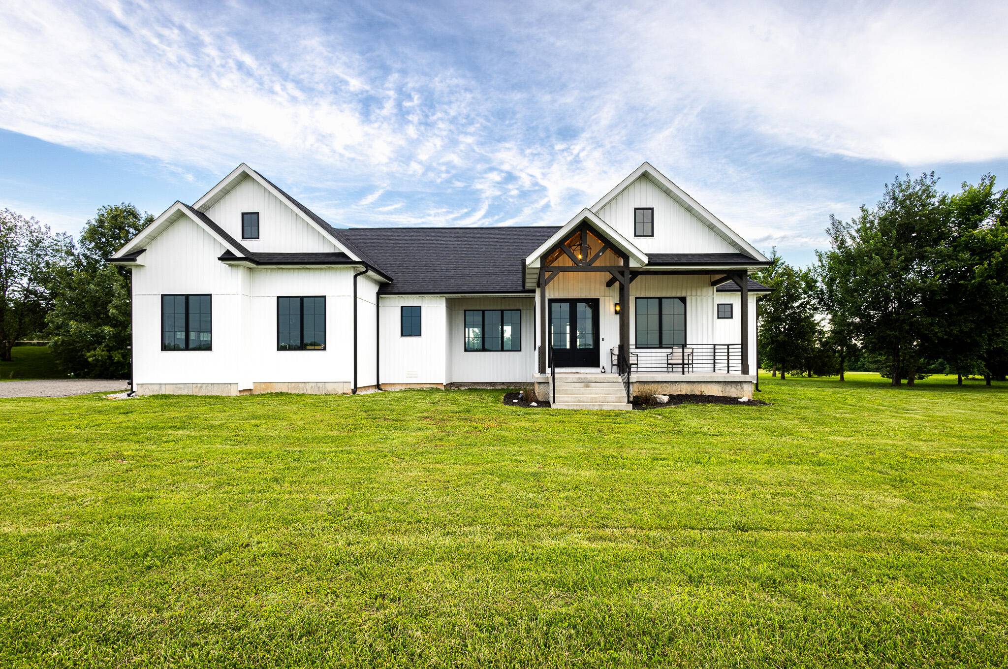 14743 Lawrence 1195, Aurora, MO 65605