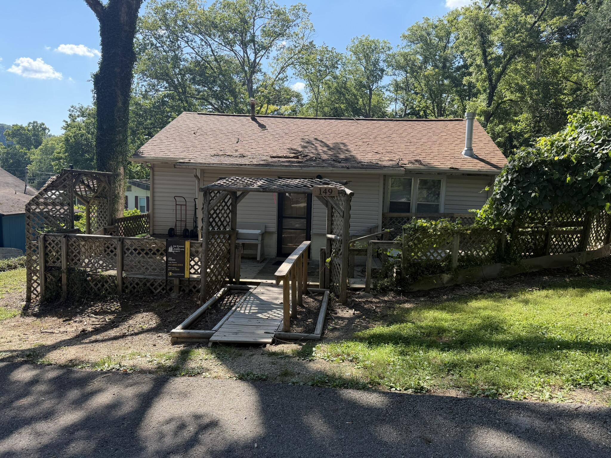 149 Parmenter LN, Forsyth, MO 65653