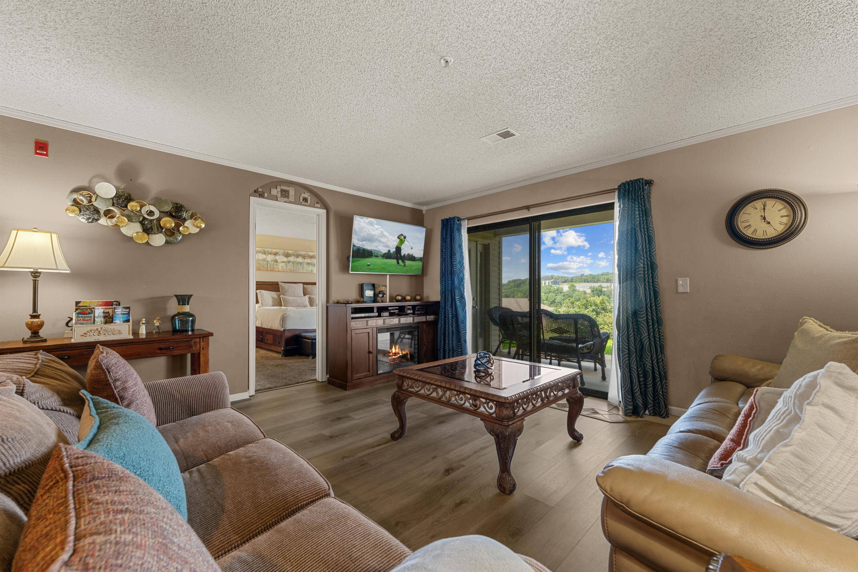 350 S Wildwood DR #6, Branson, MO 65616