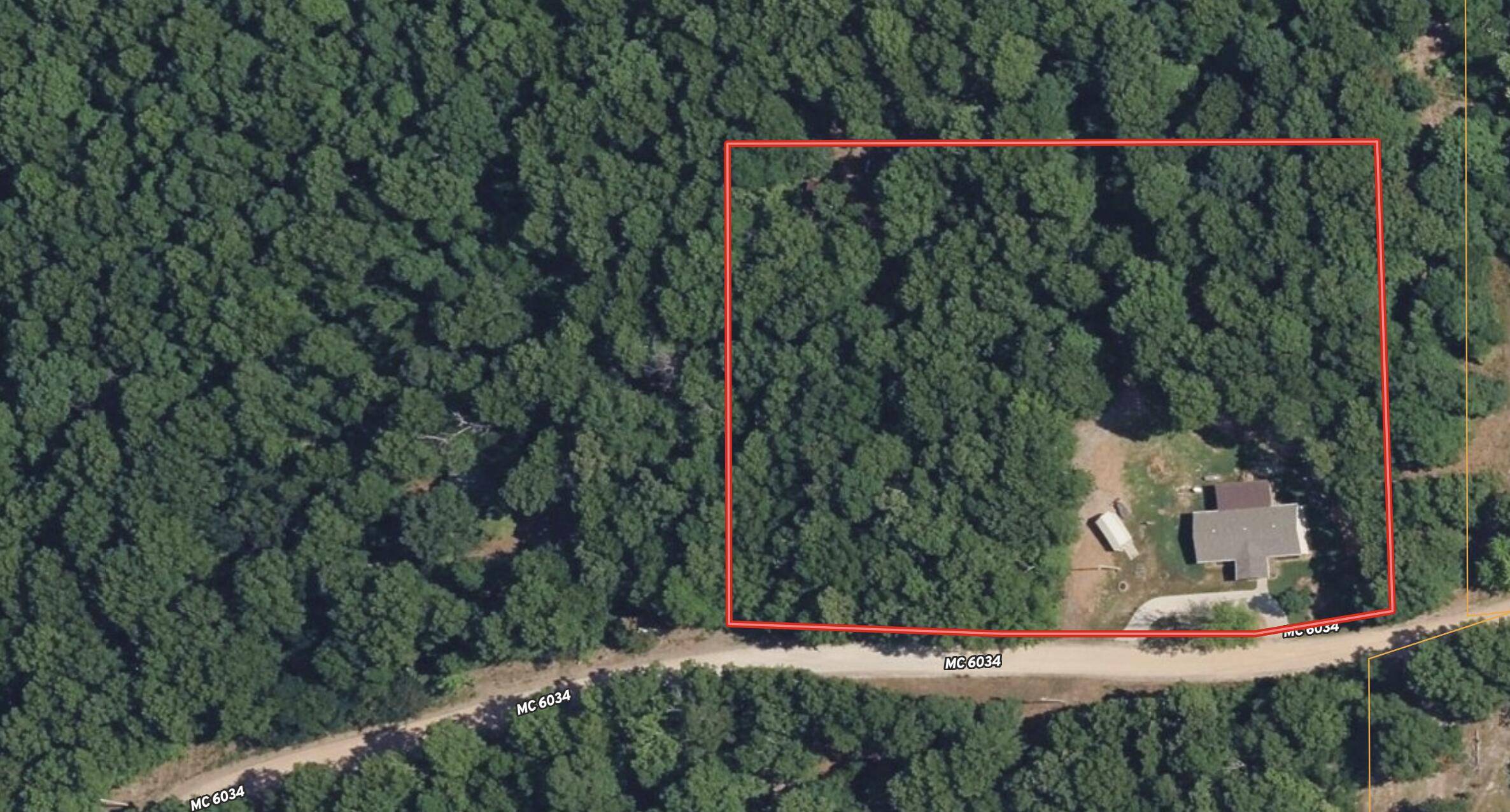 348 Marion County 6034, Yellville, AR 72687