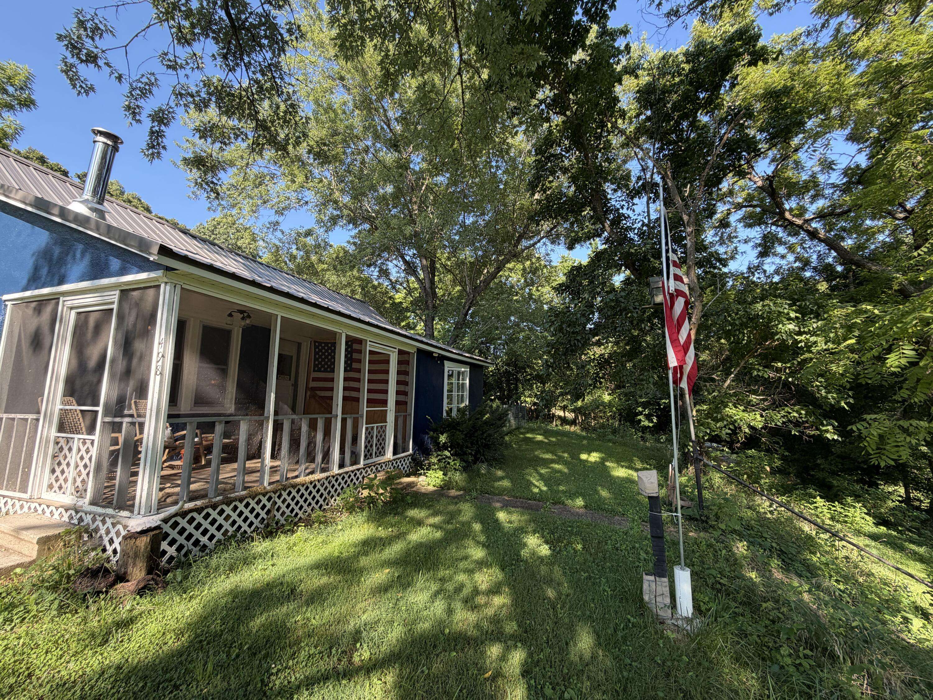 498 South ST, Hartville, MO 65667