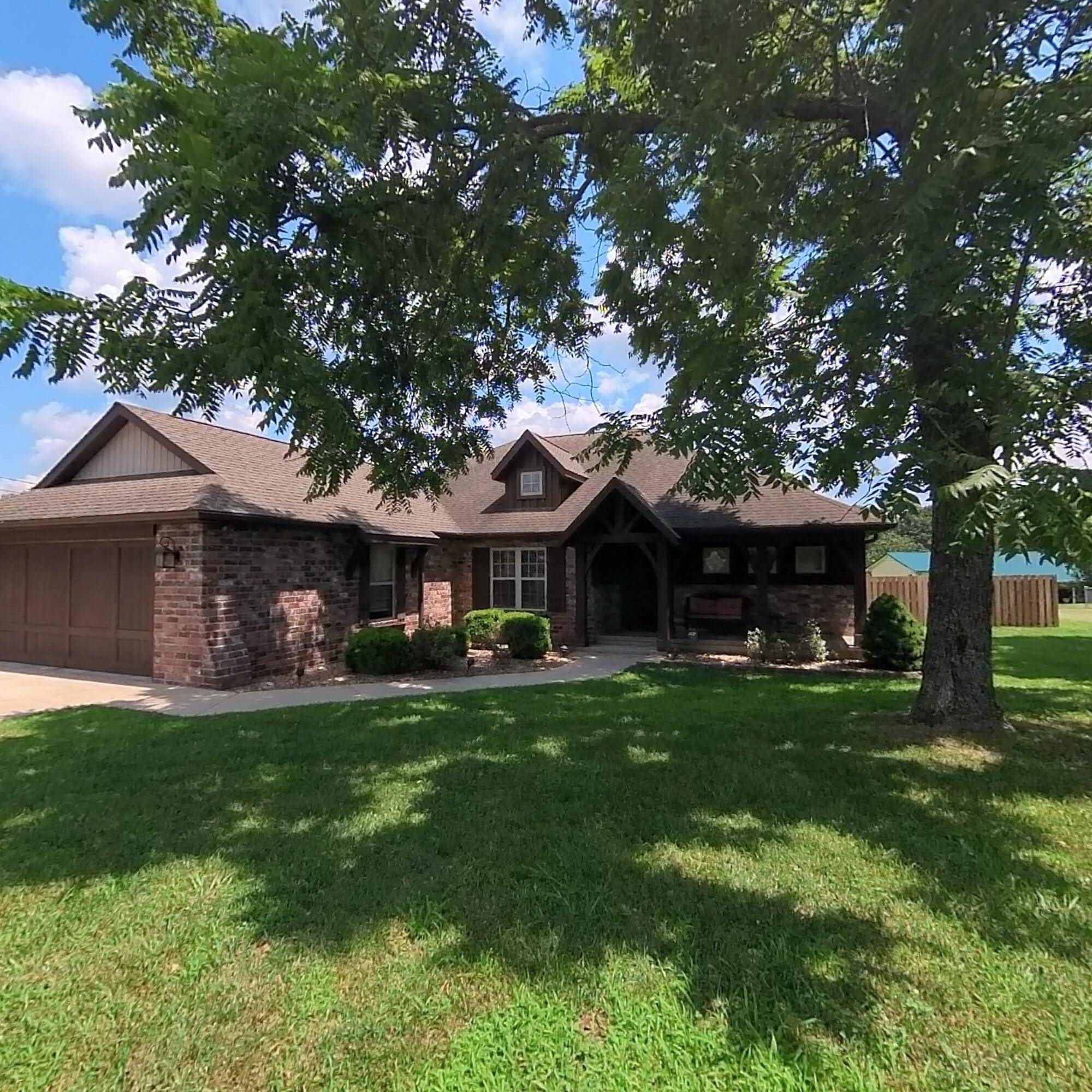 602 Oak Park BLVD, West Plains, MO 65775