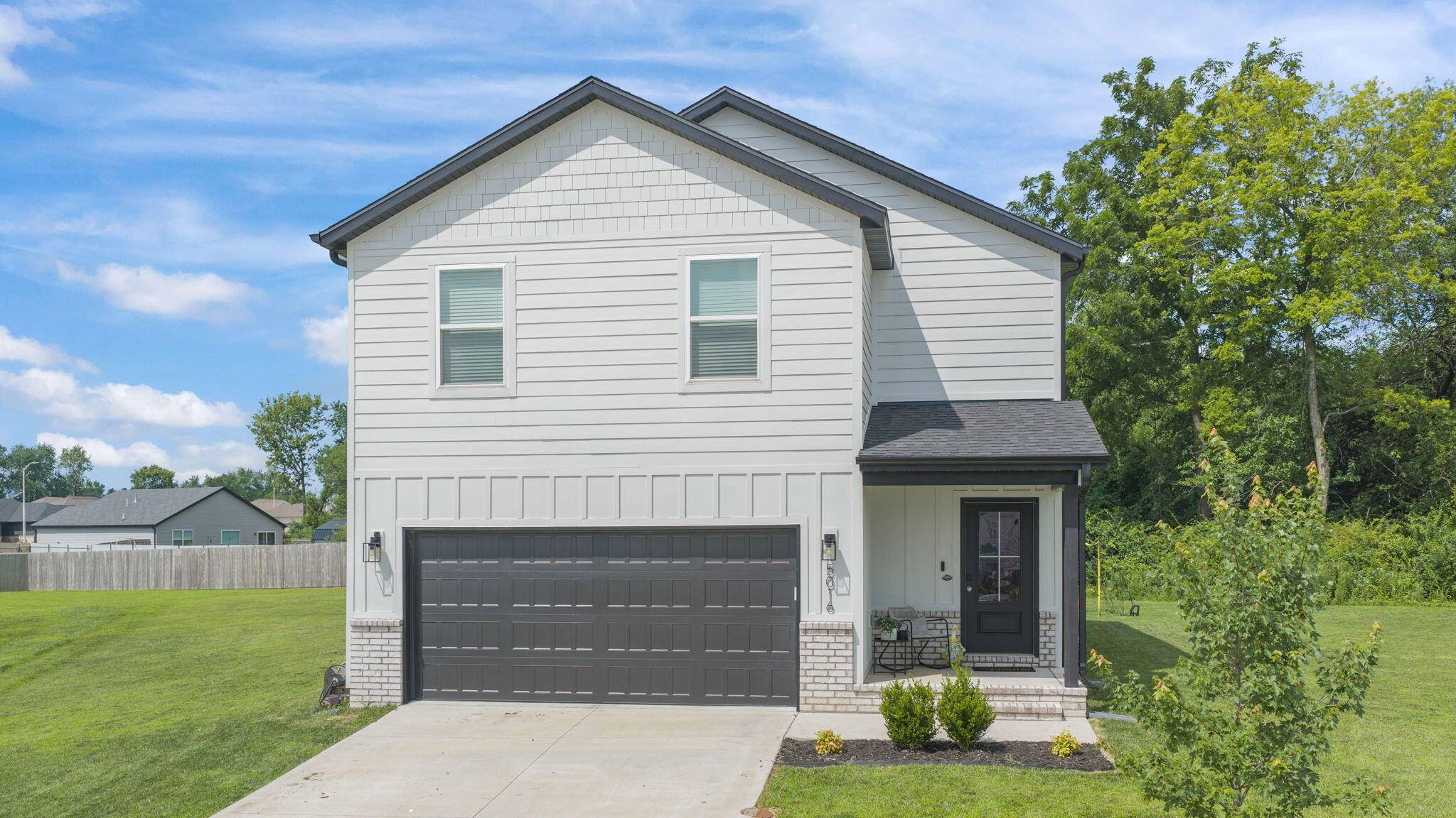 5016 W Noah CT, Springfield, MO 65802