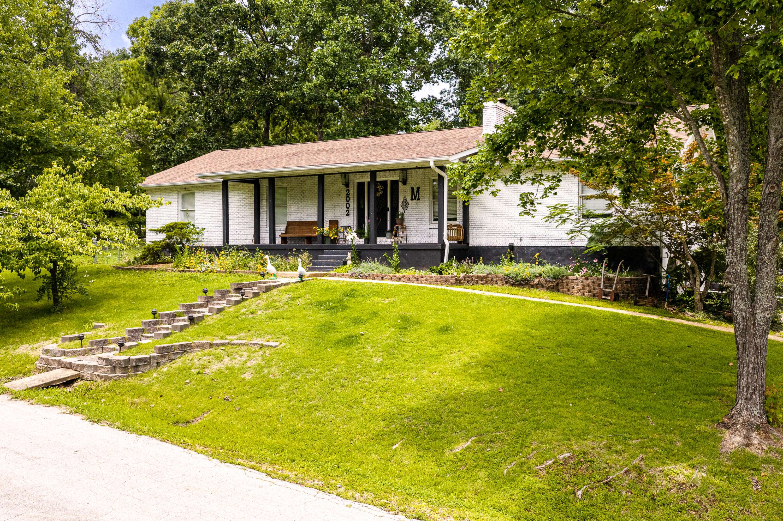 2002 Sycamore DR, West Plains, MO 65775