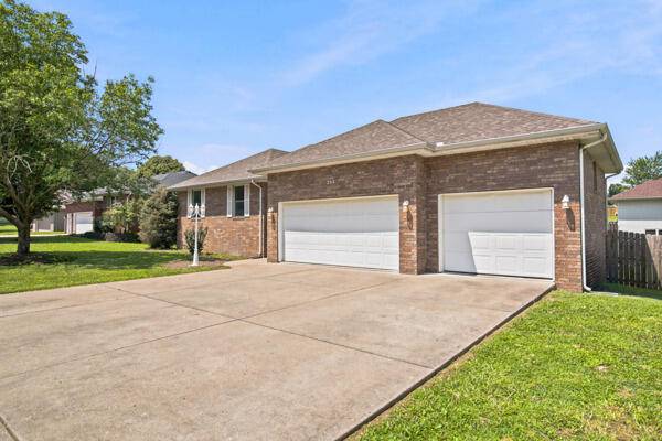 206 Miller WAY, Monett, MO 65708