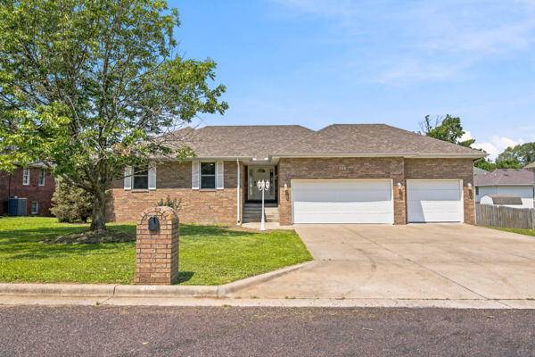 206 Miller WAY, Monett, MO 65708