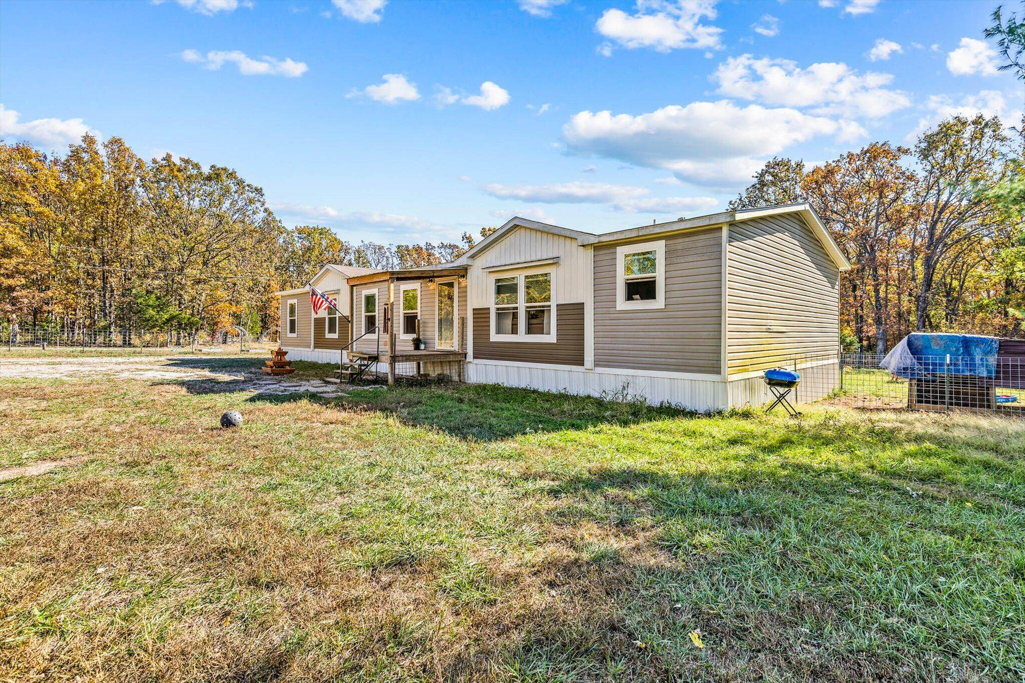 511 Hidden Pond DR, Fordland, MO 65652