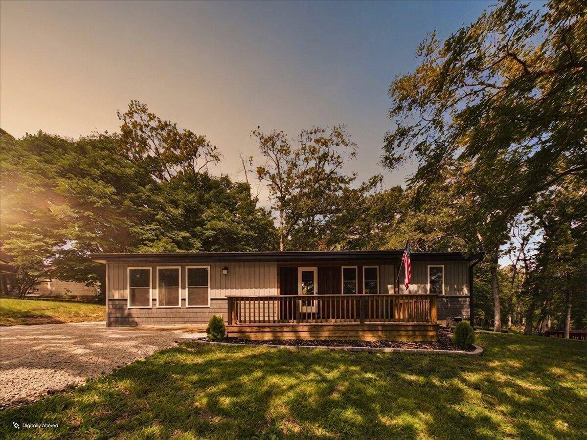22742 County Road 205l, Wheatland, MO 65779