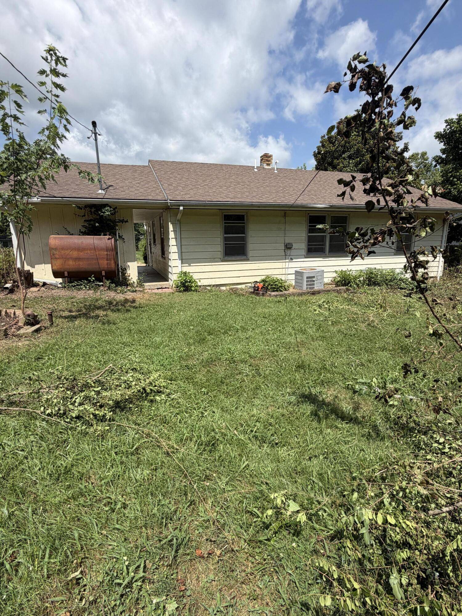 218 Westmont DR, West Plains, MO 65775