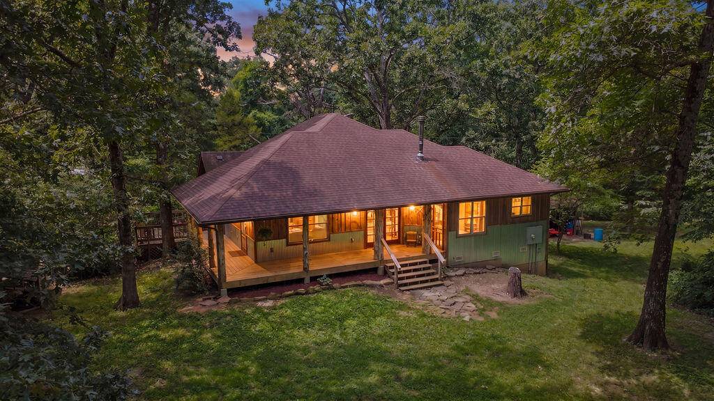 483 Loveland DR, Rogersville, MO 65742