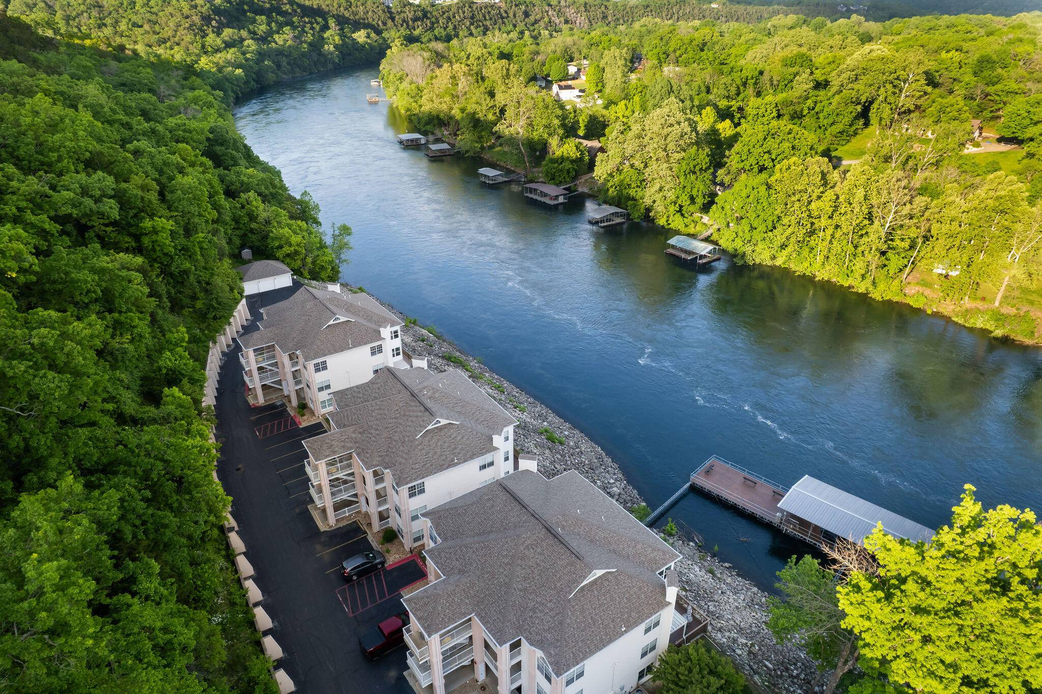 77 Anglers Pointe #Apt 4, Branson, MO 65616