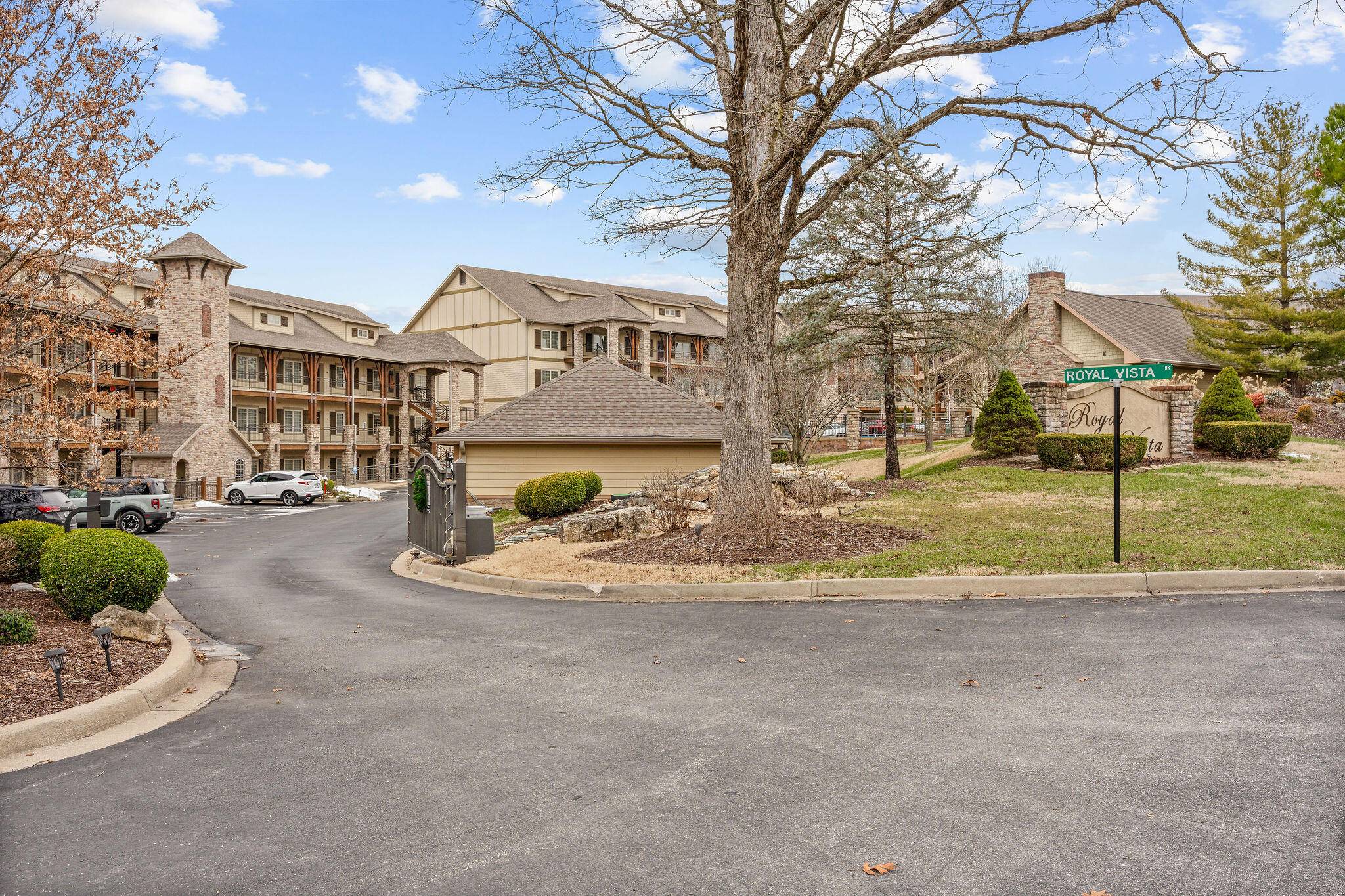 130 Royal Vista DR #605, Branson, MO 65616