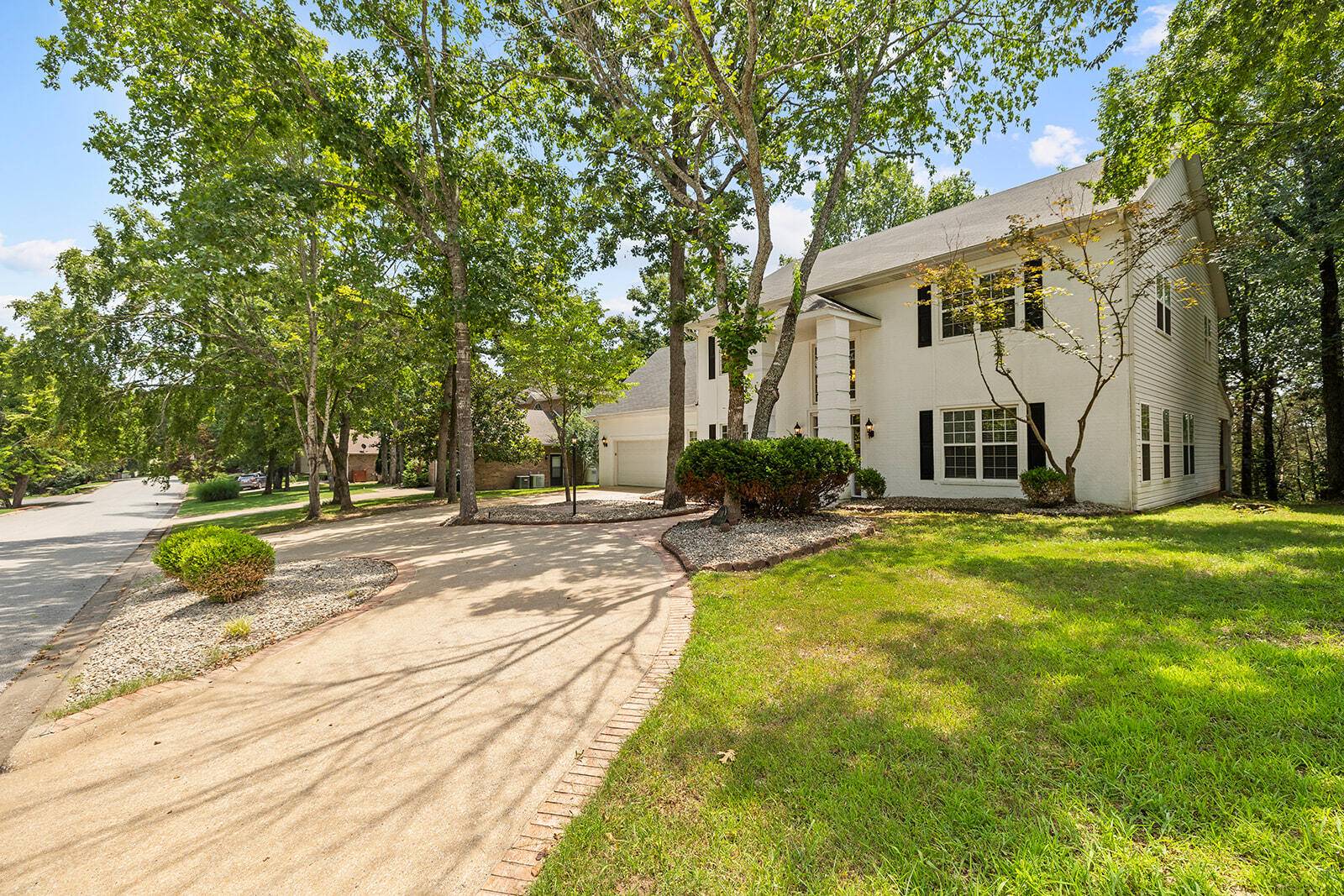 238 Country Bluff DR, Branson, MO 65616
