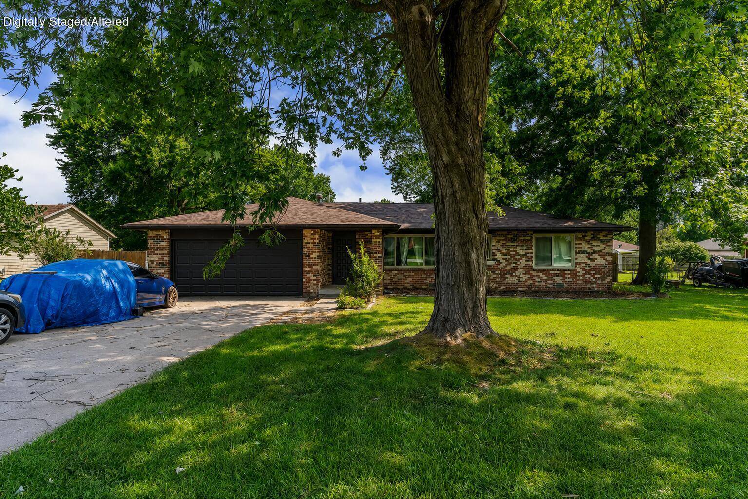 6946 W Lone Oak ST, Springfield, MO 65803