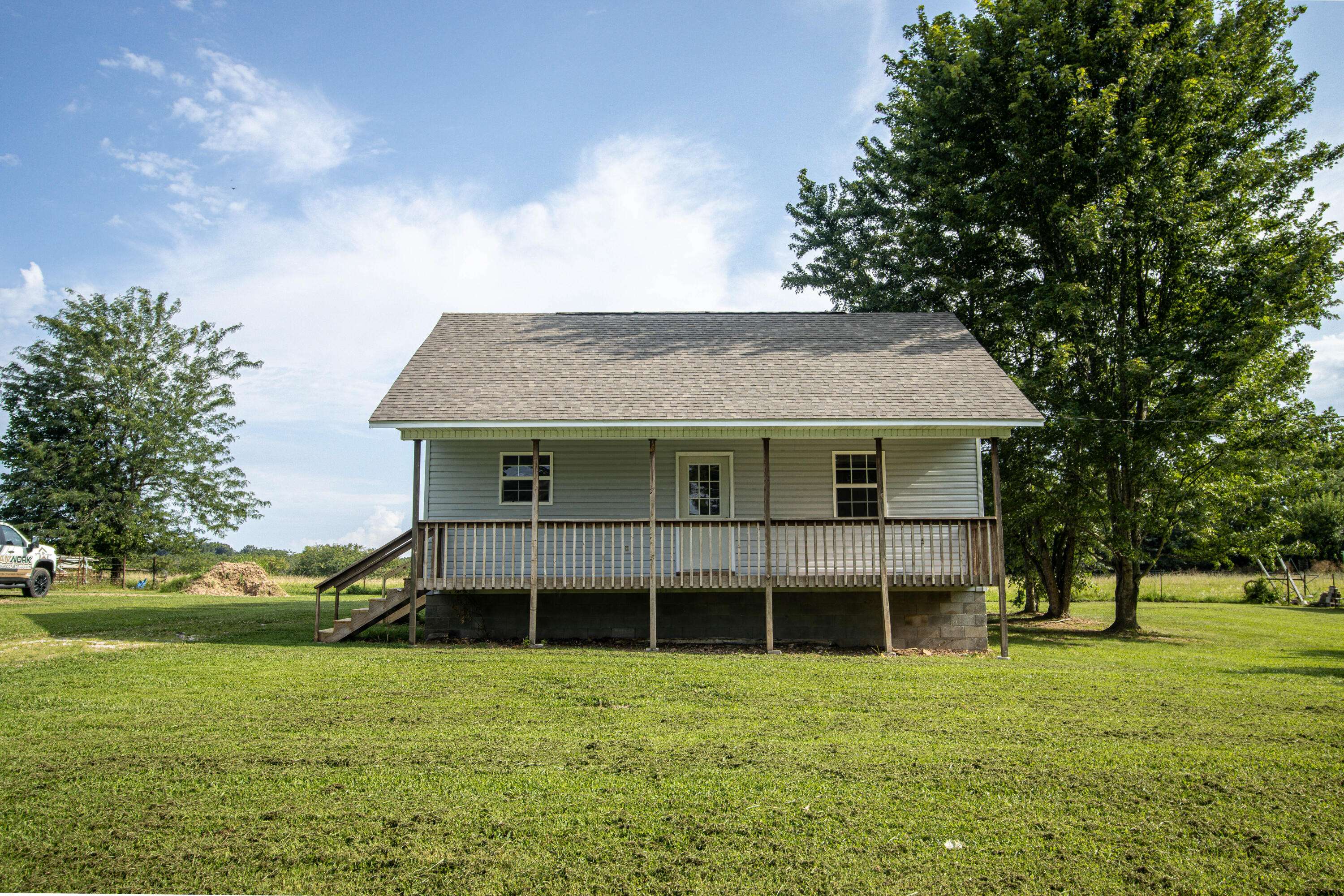 84 Nichols DR, Western Grove, AR 72685