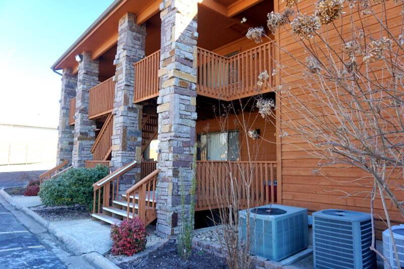189 Avondale DR #5, Branson, MO 65616