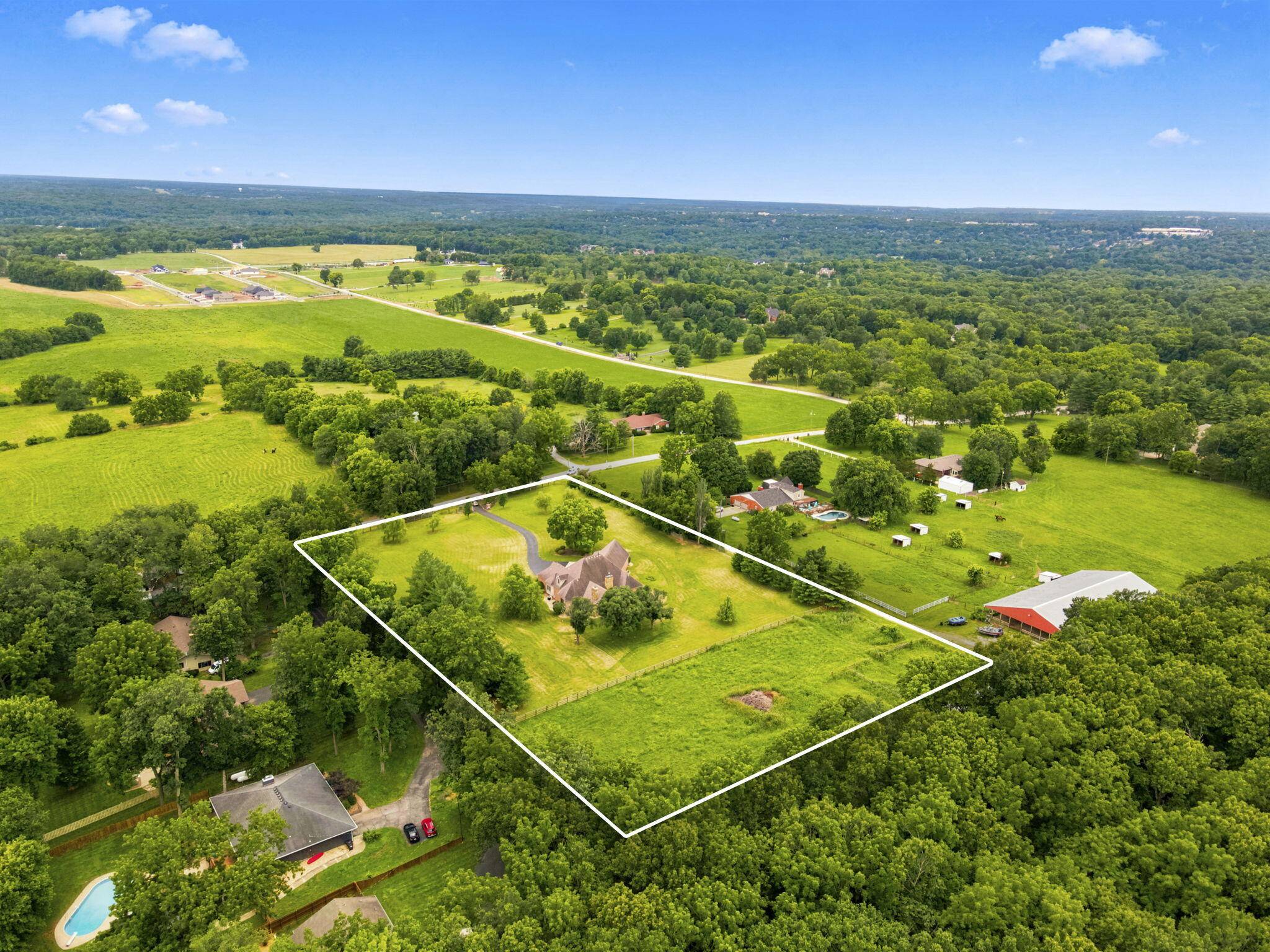 5325 E Farm Rd 142, Springfield, MO 65809