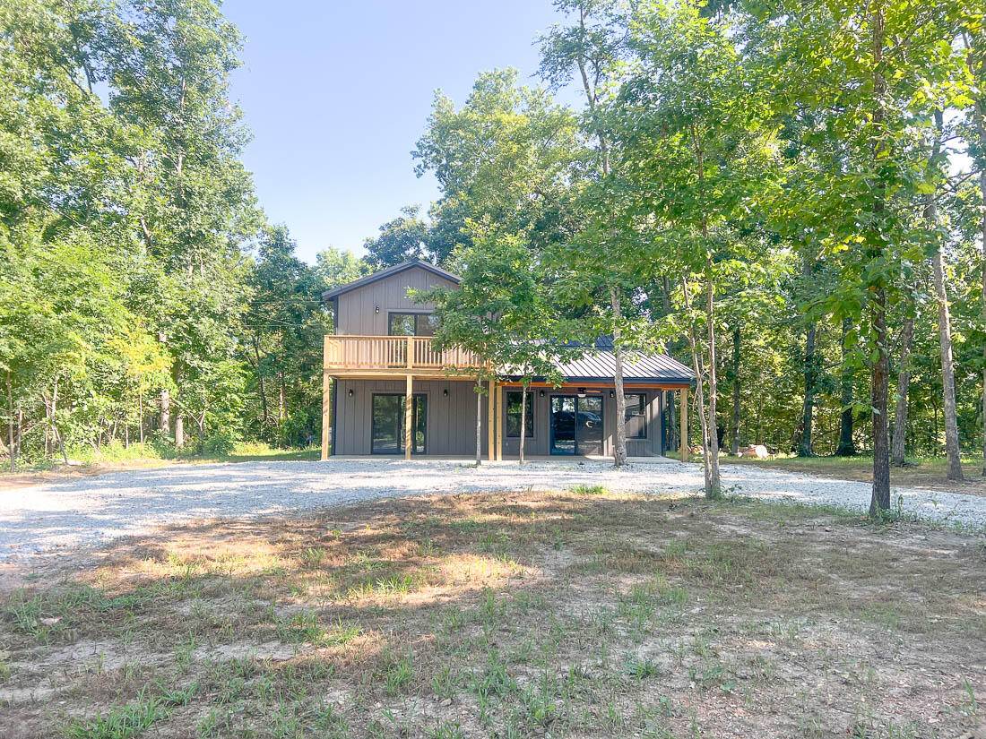 105 Hackamore DR, Theodosia, MO 65761
