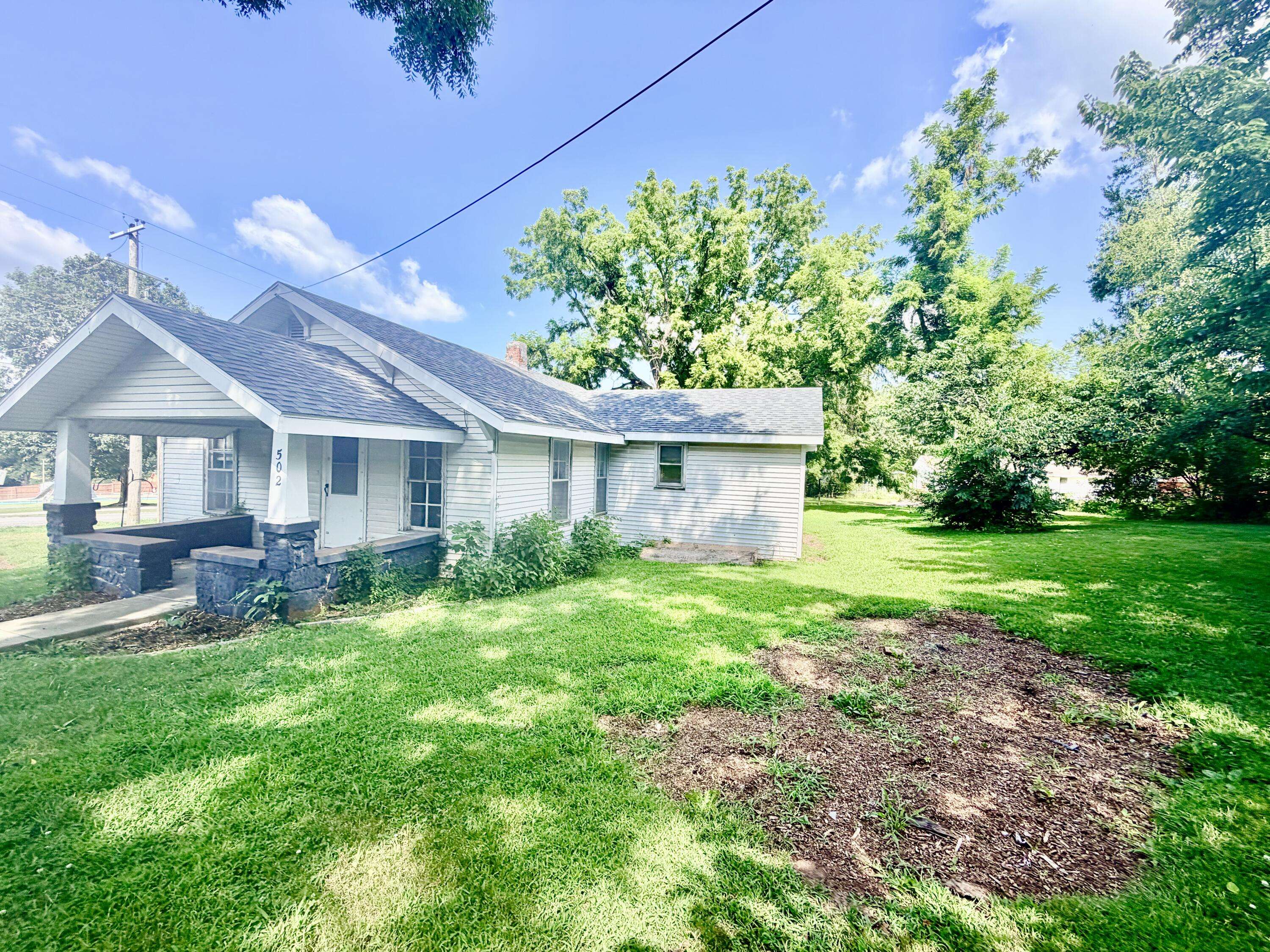 502 Campbell ST, Greenfield, MO 65661