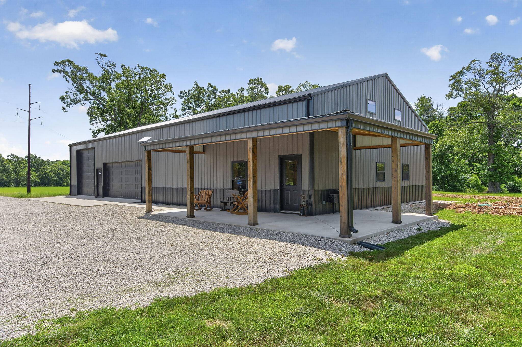 41 Fieldcrest LN, Strafford, MO 65757
