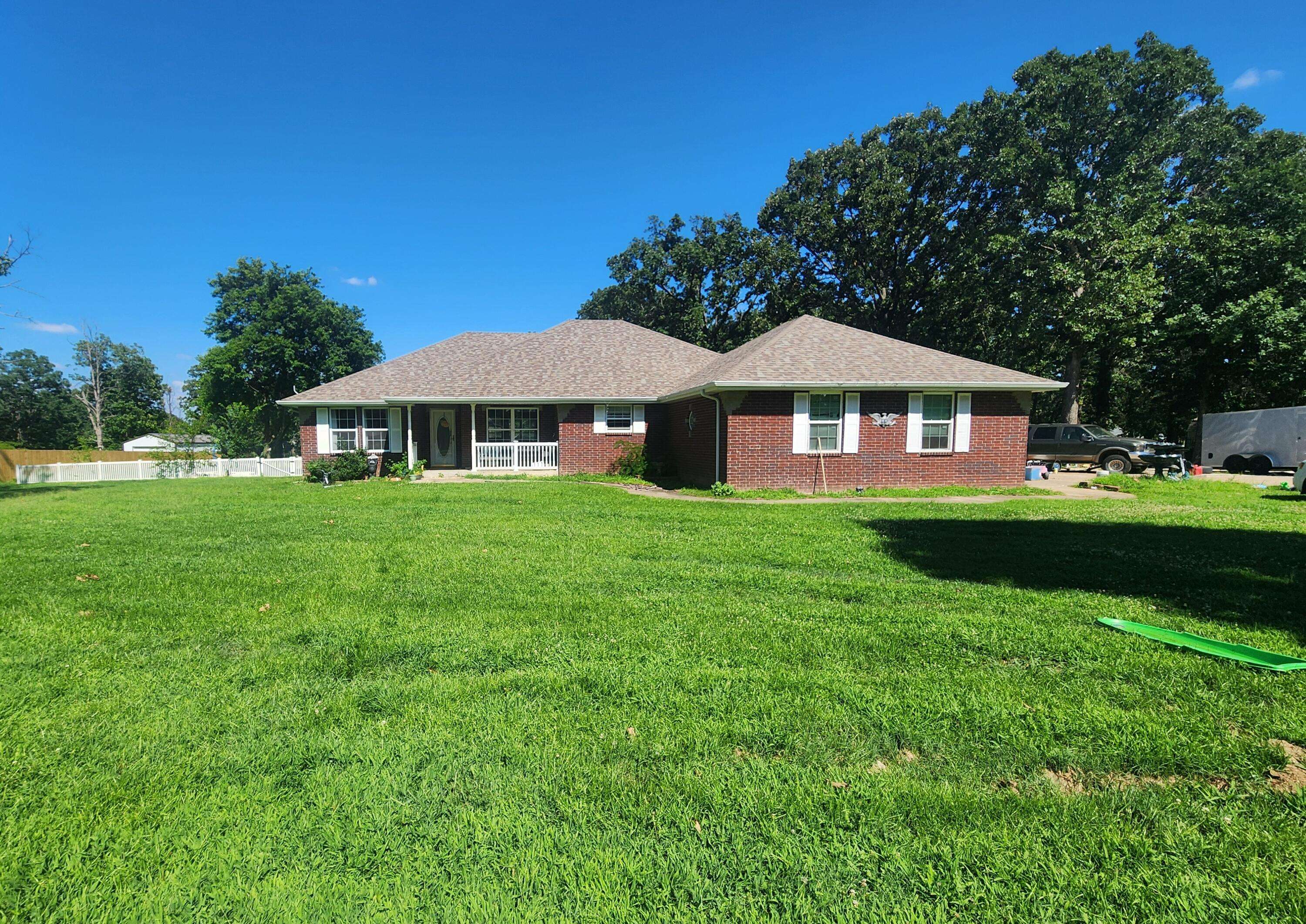 4112 S 118th RD, Bolivar, MO 65613