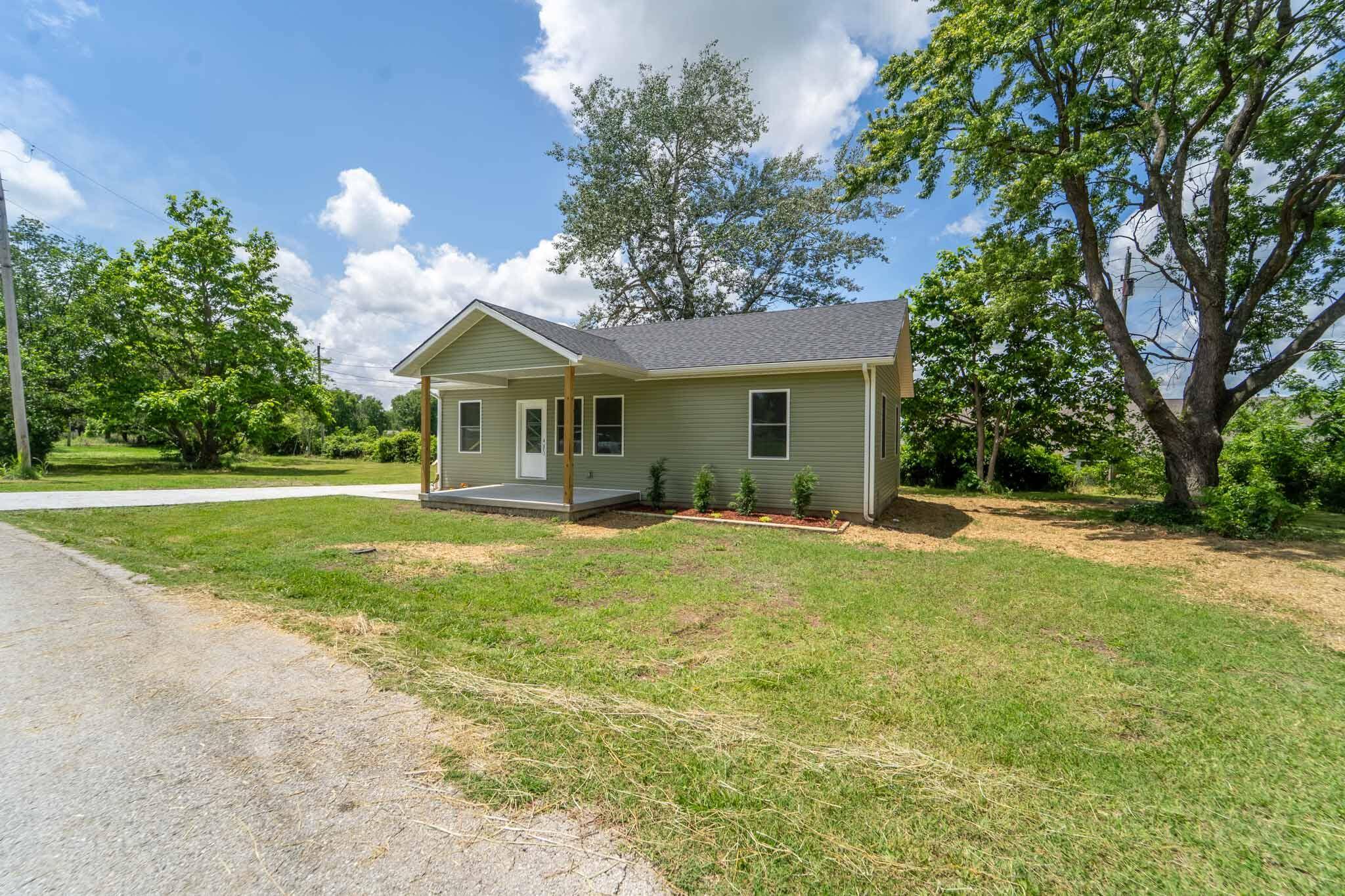213 N Elder ST, Buffalo, MO 65622
