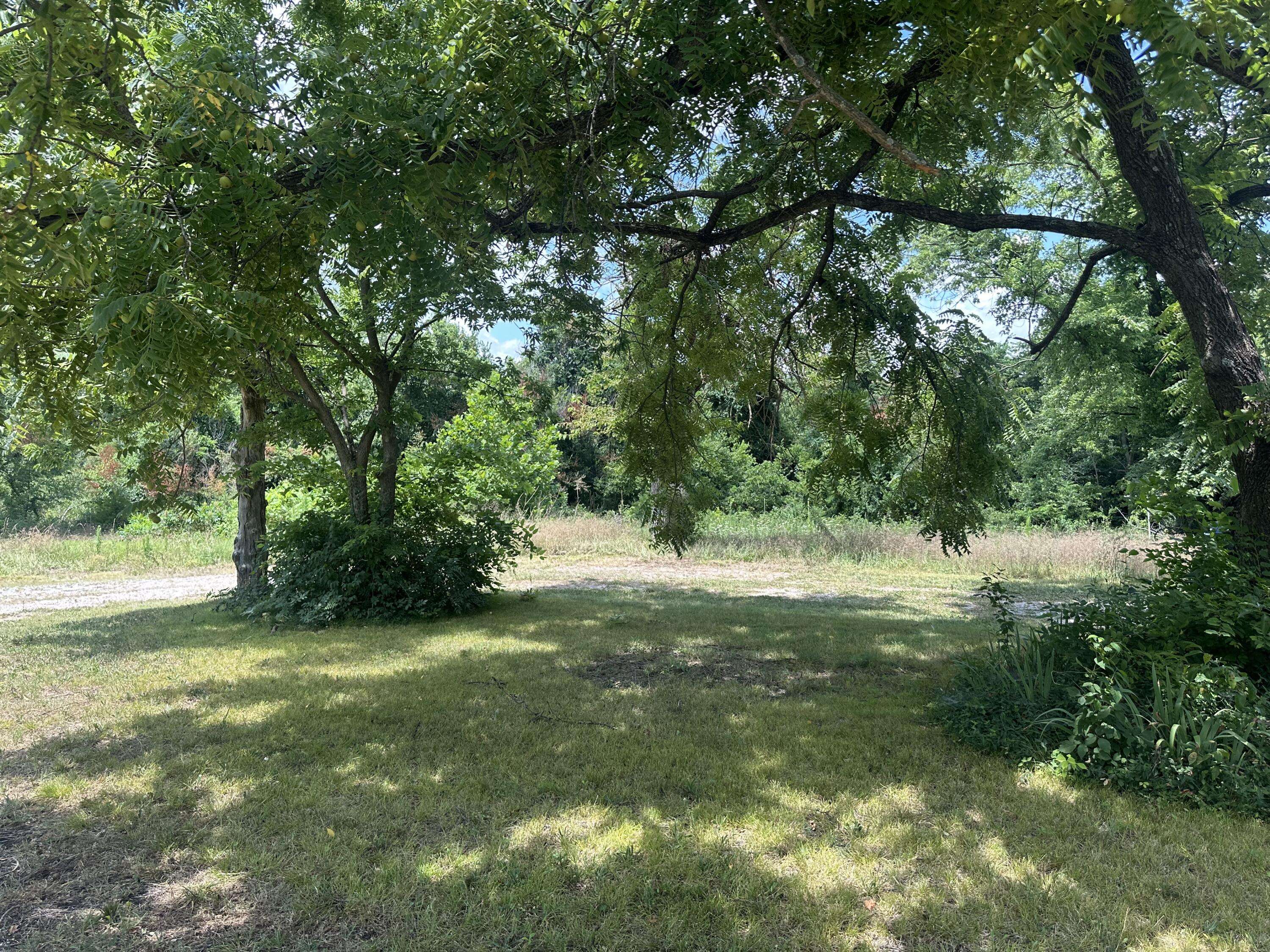 2415 W 1st ST, Joplin, MO 64801