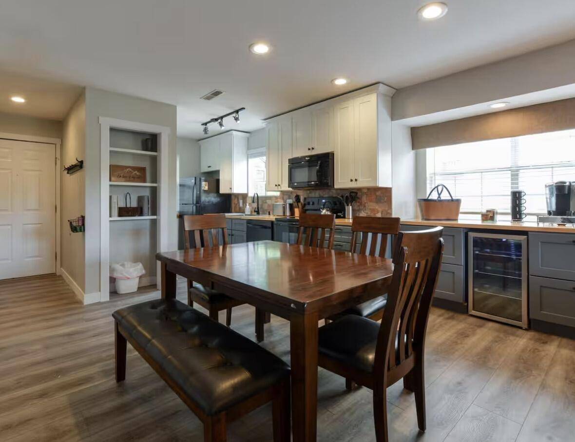 17 Goldfinch RD #3, Branson, MO 65616