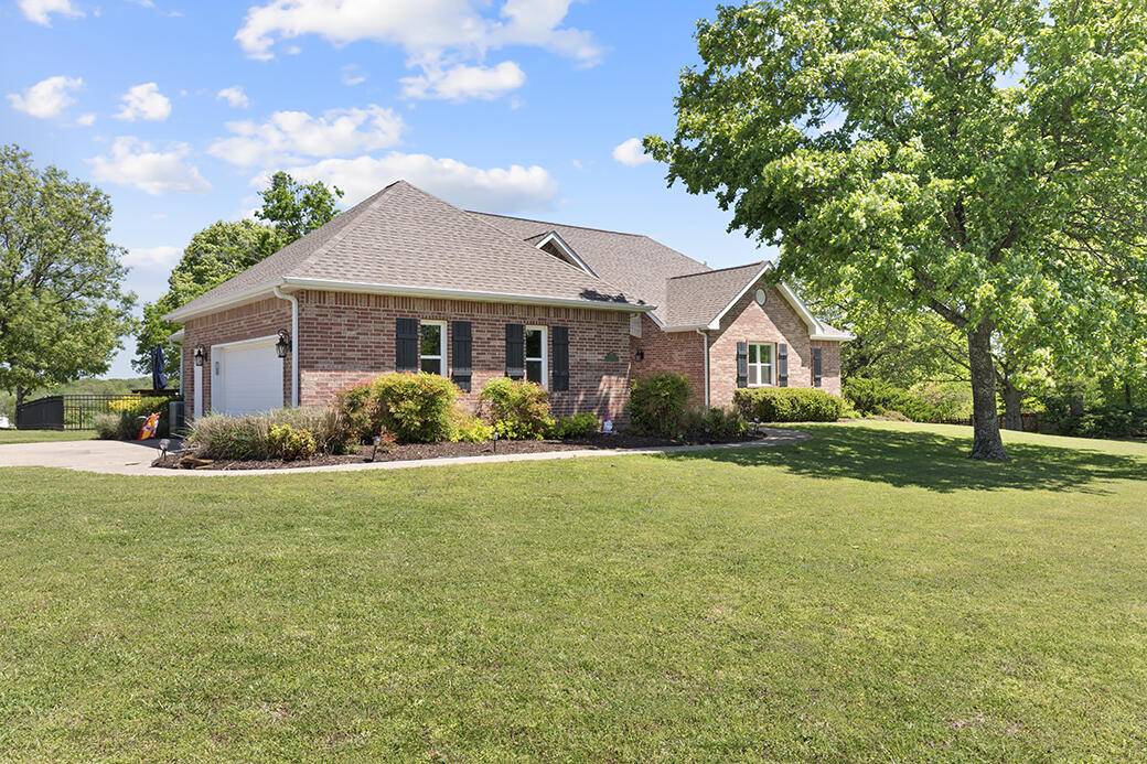 2540 S Loma Linda DR, Loma Linda, MO 64804