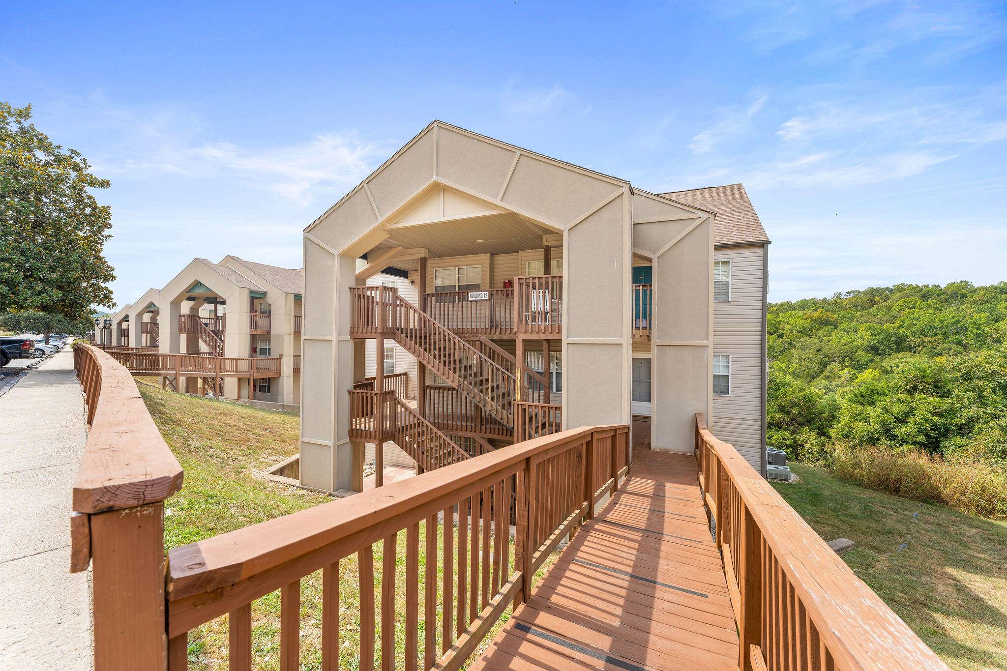12 Woodpecker LN #5, Branson, MO 65616