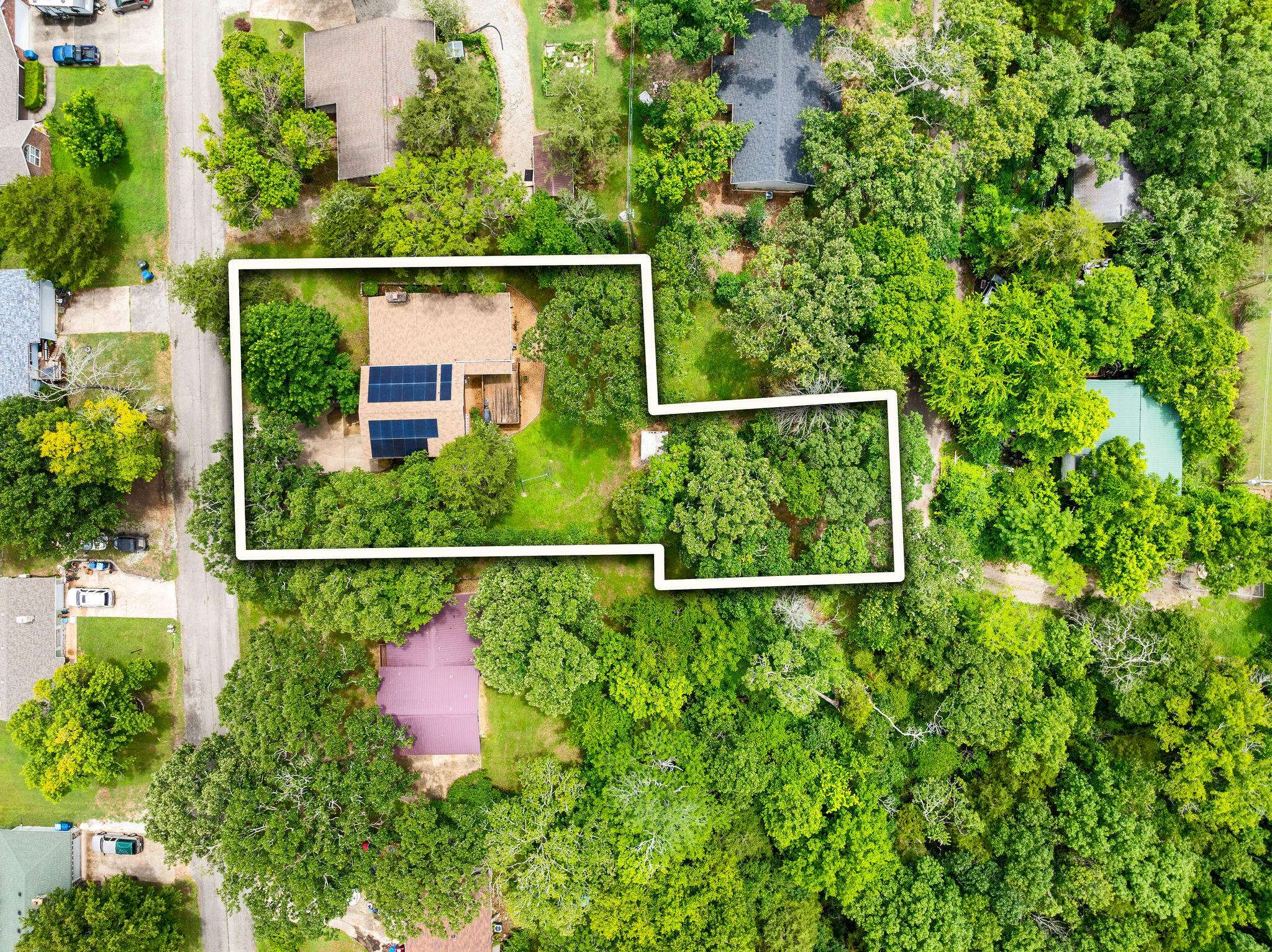 341 Greenbrier LN, Hollister, MO 65672